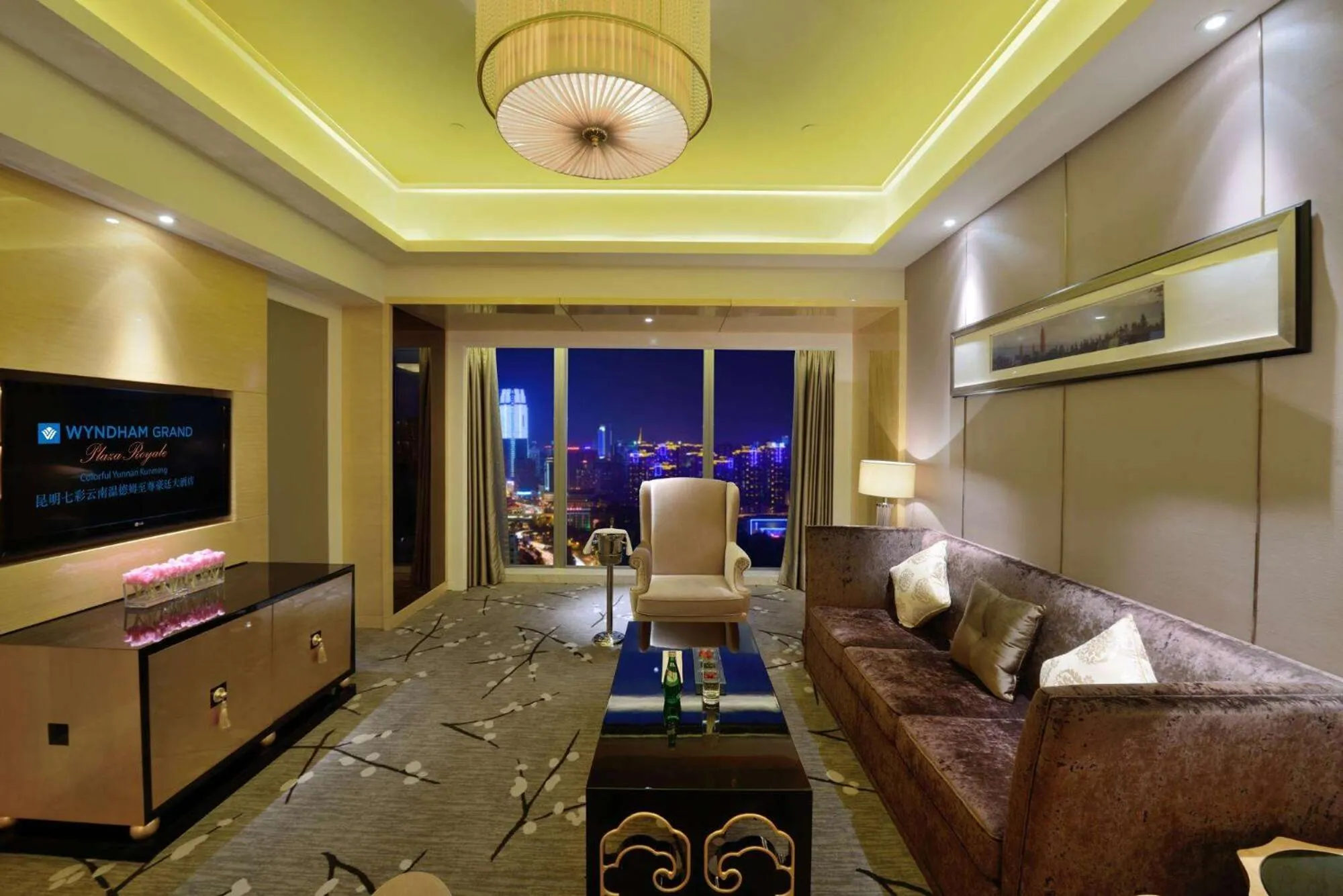 Photo of the whole room in Wyndham Grand Plaza Royale Colorful Yunnan