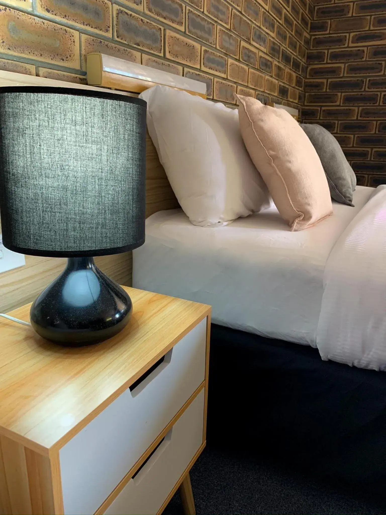 Queen Room with Two Queen Beds in Squatters Homestead Motel Queen Room with Two Queen Beds in Squatters Homestead Motel