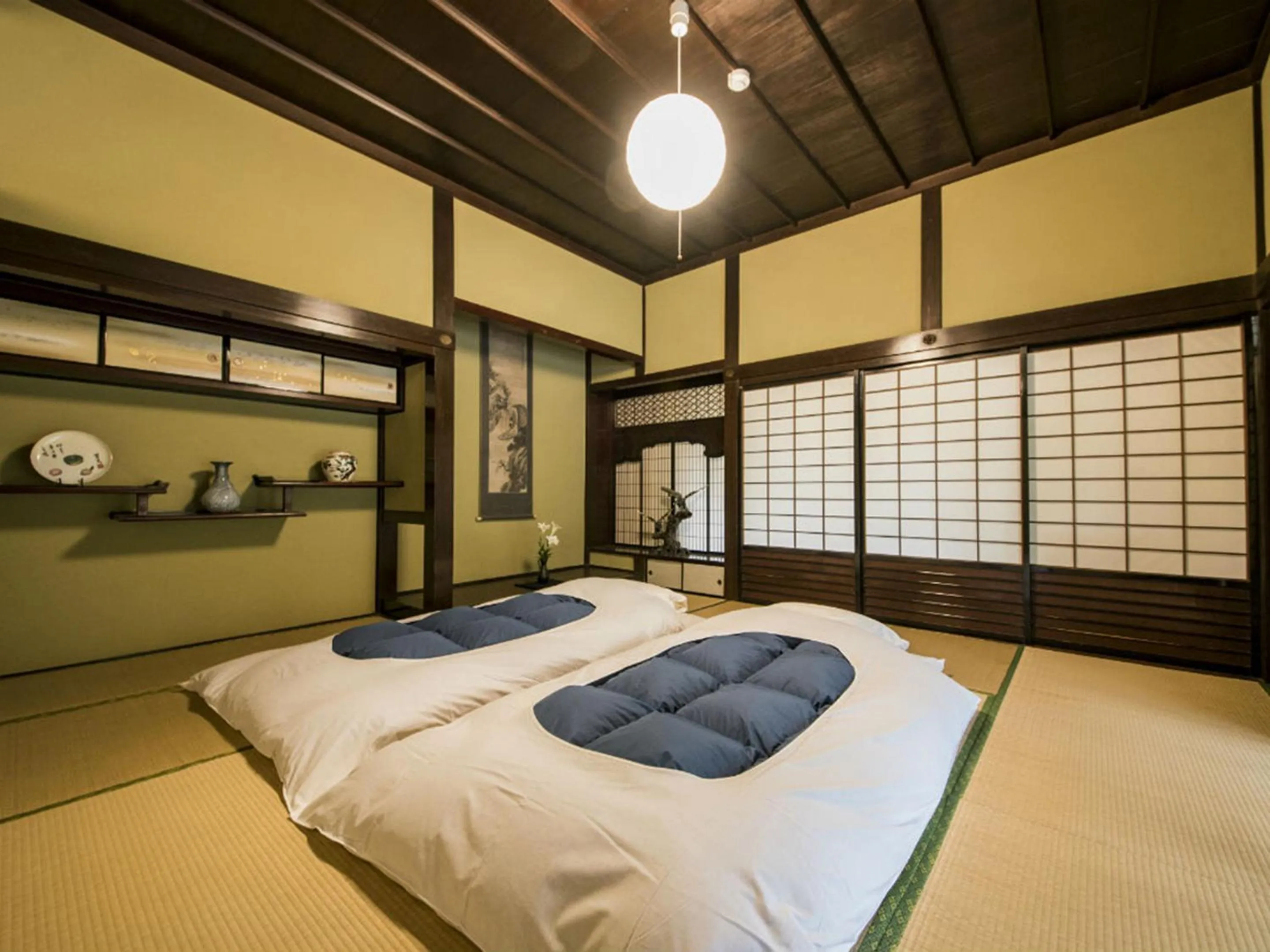 Photo of the whole room, Bed in 瀧乃元 近藤家（Kondoke-Inn)