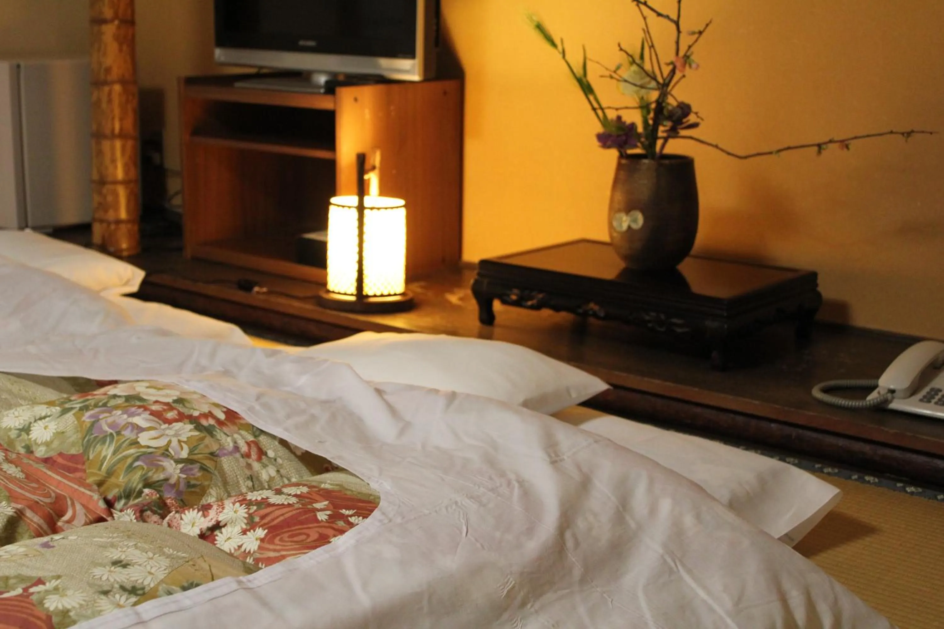 Bed in Ryokan Marumo