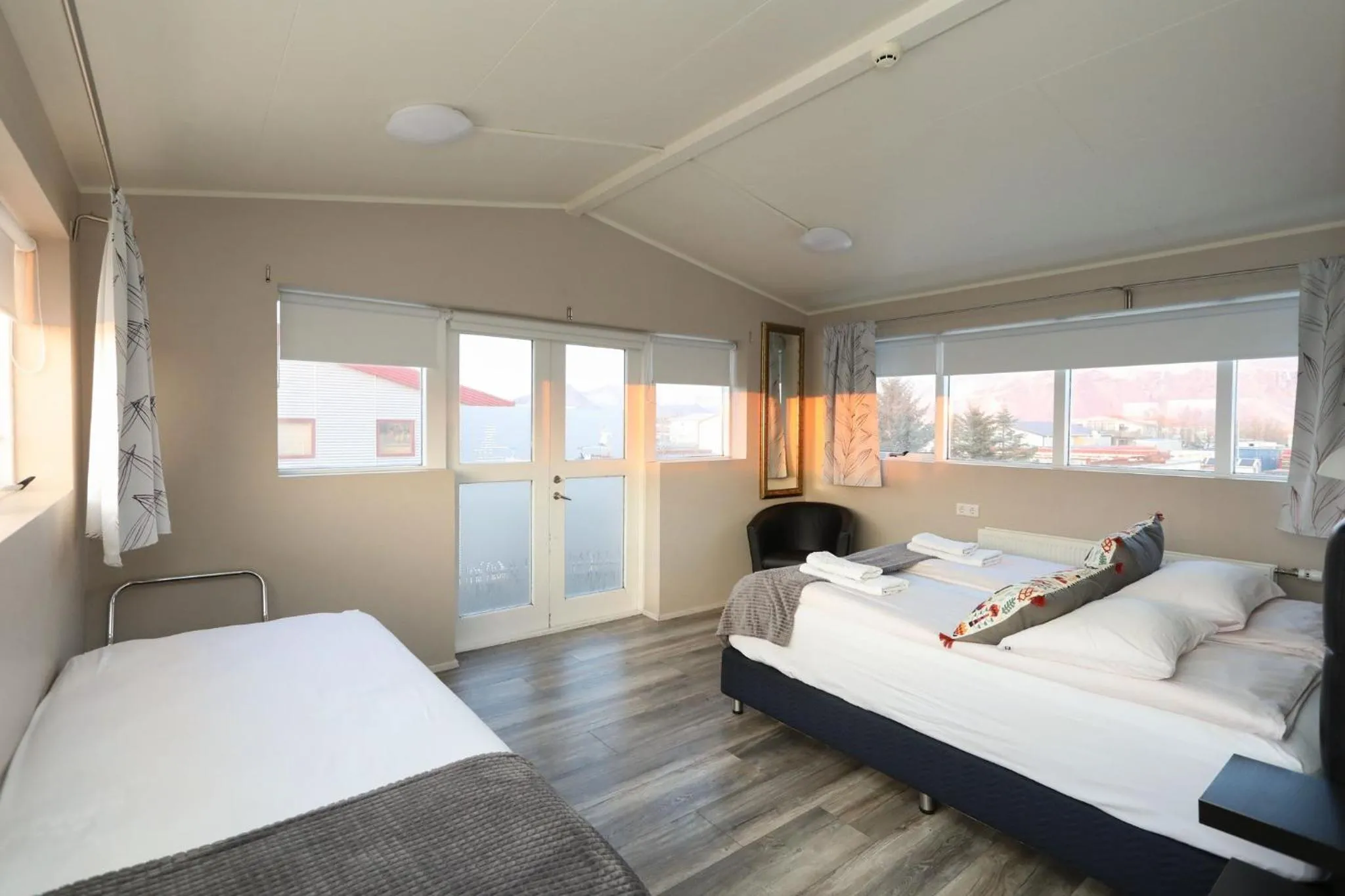 Two-Bedroom Apartment in Skýjaborg Apartments