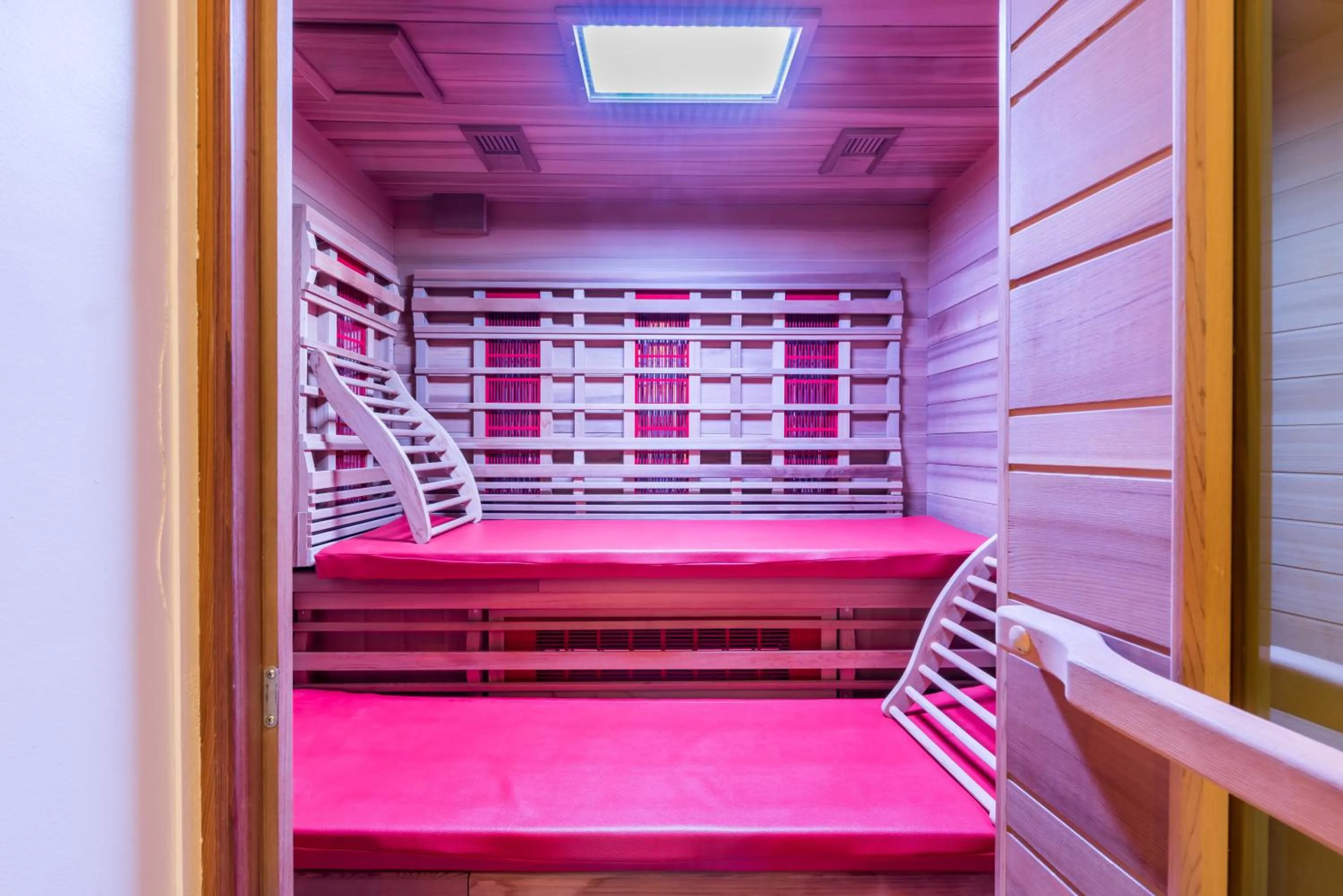 Sauna, Bed in B&B visavis