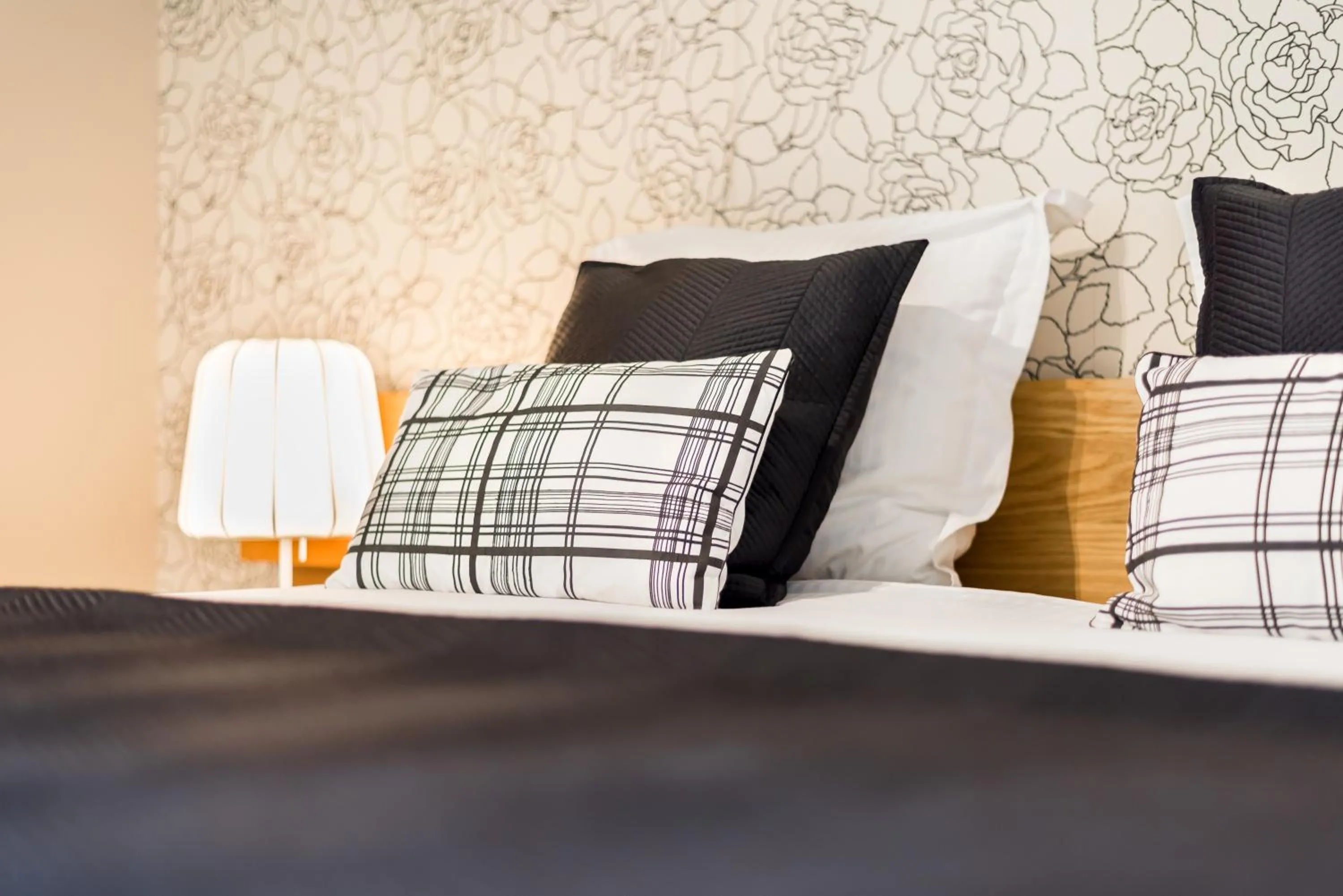 Decorative detail, Bed in B&B visavis