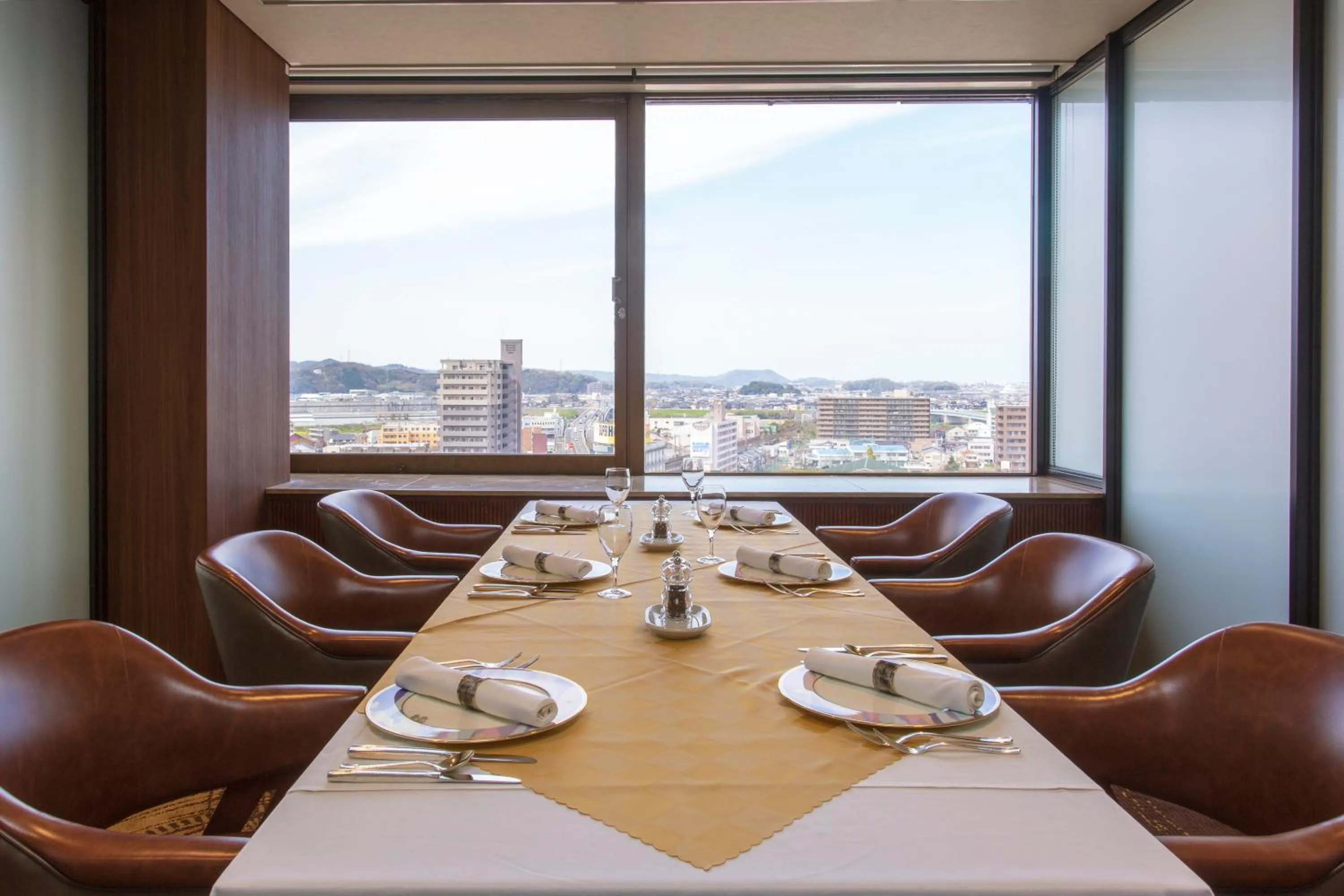 Restaurant/places to eat in Hotel New Otani Tottori