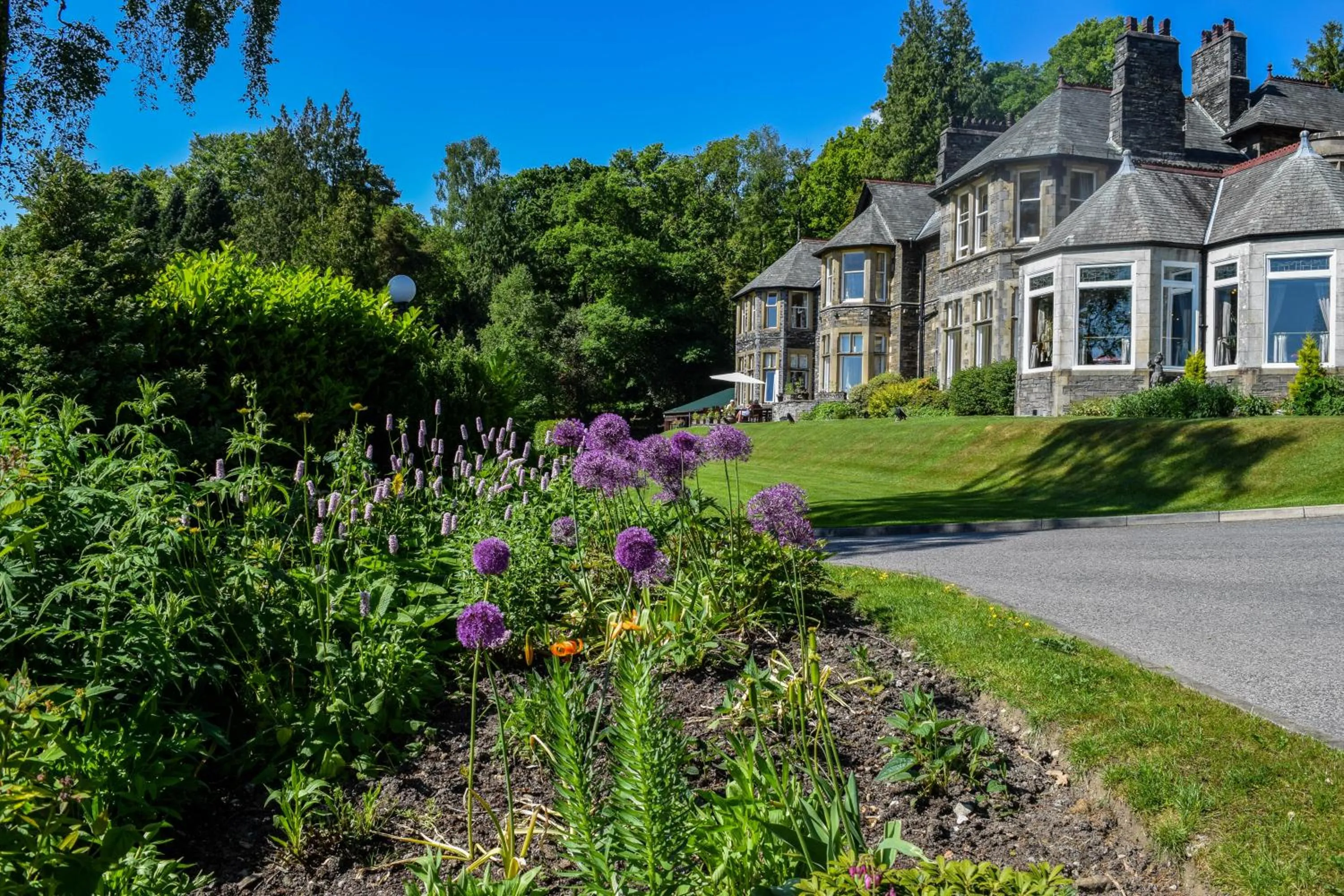 Property building in Merewood Country House Hotel