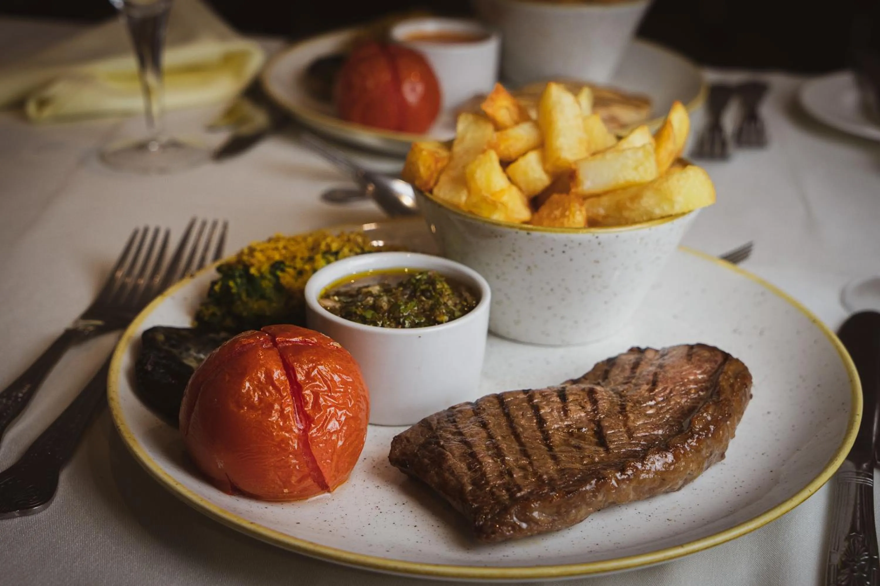 Restaurant/places to eat in Merewood Country House Hotel