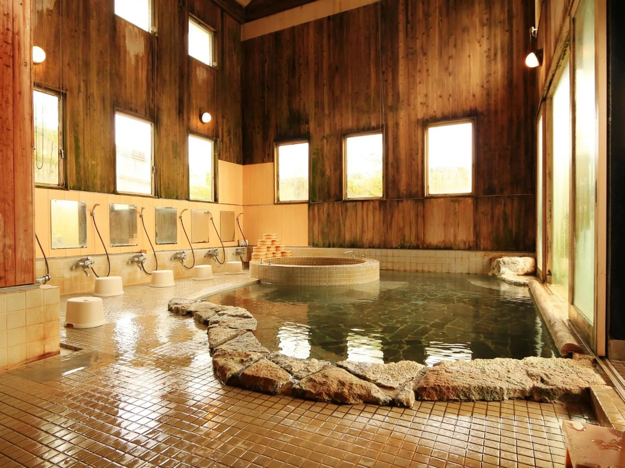 Hot Spring Bath in Ryokan Kamomeso