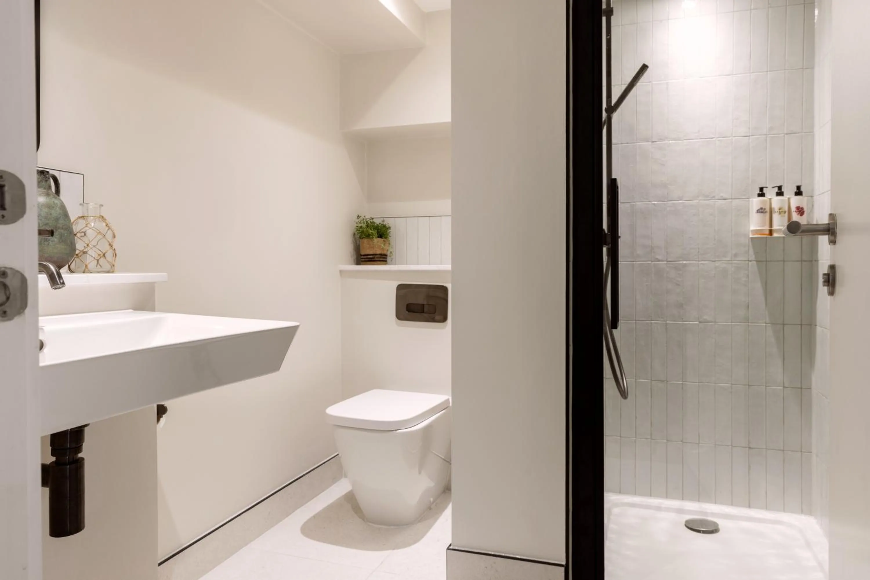 Bathroom in Native Hyde Park