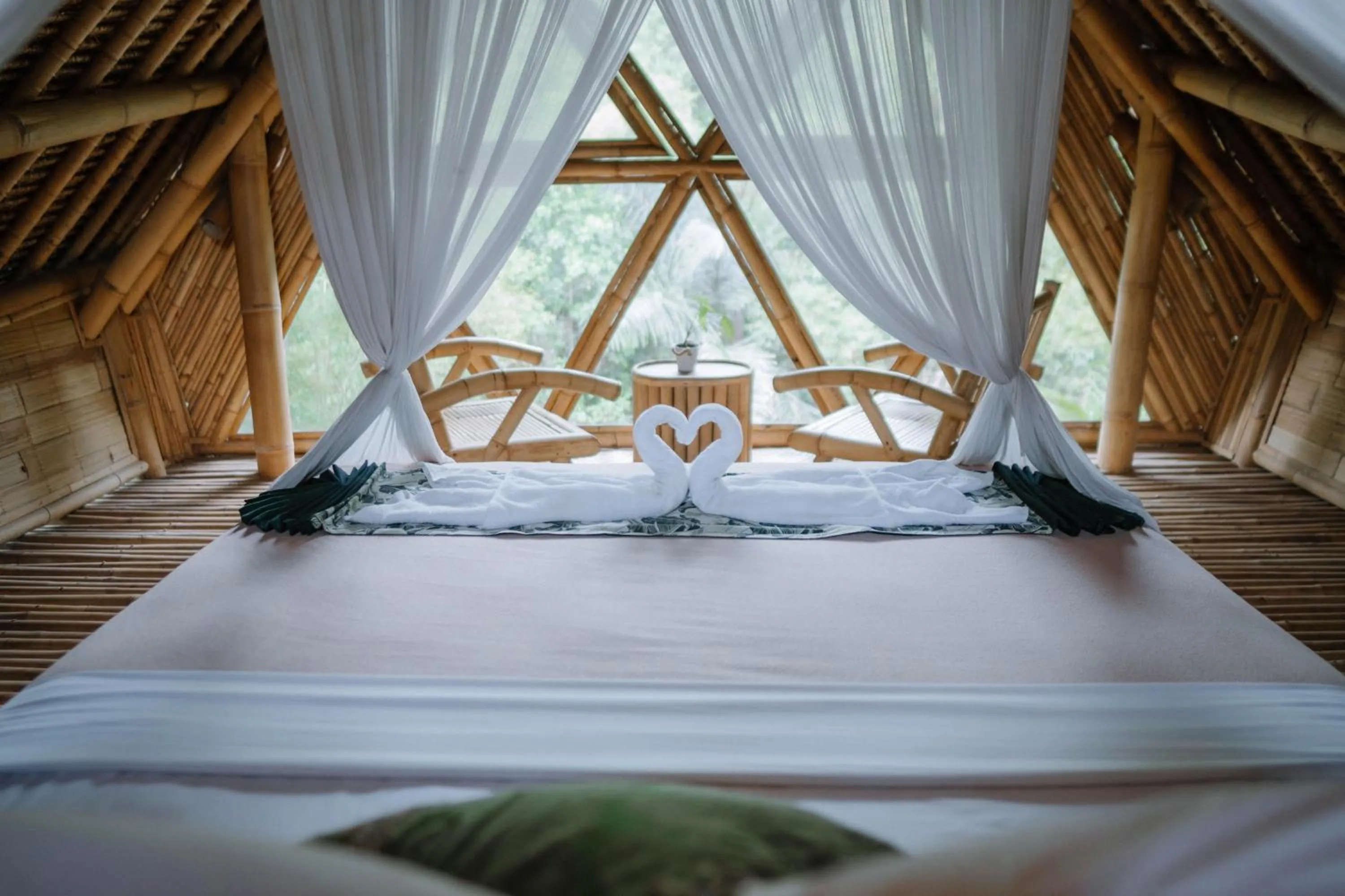 Bed in Sun Sang Eco Retreats