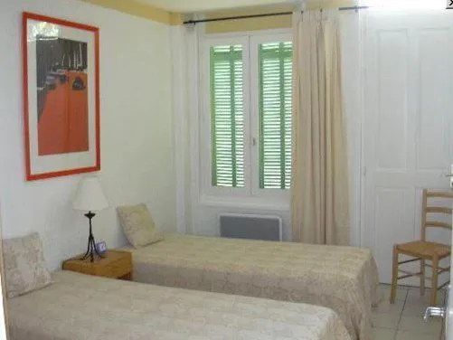 Bedroom, Bed in Croisette-Oasis