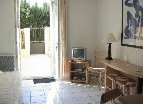 Decorative detail in Croisette-Oasis