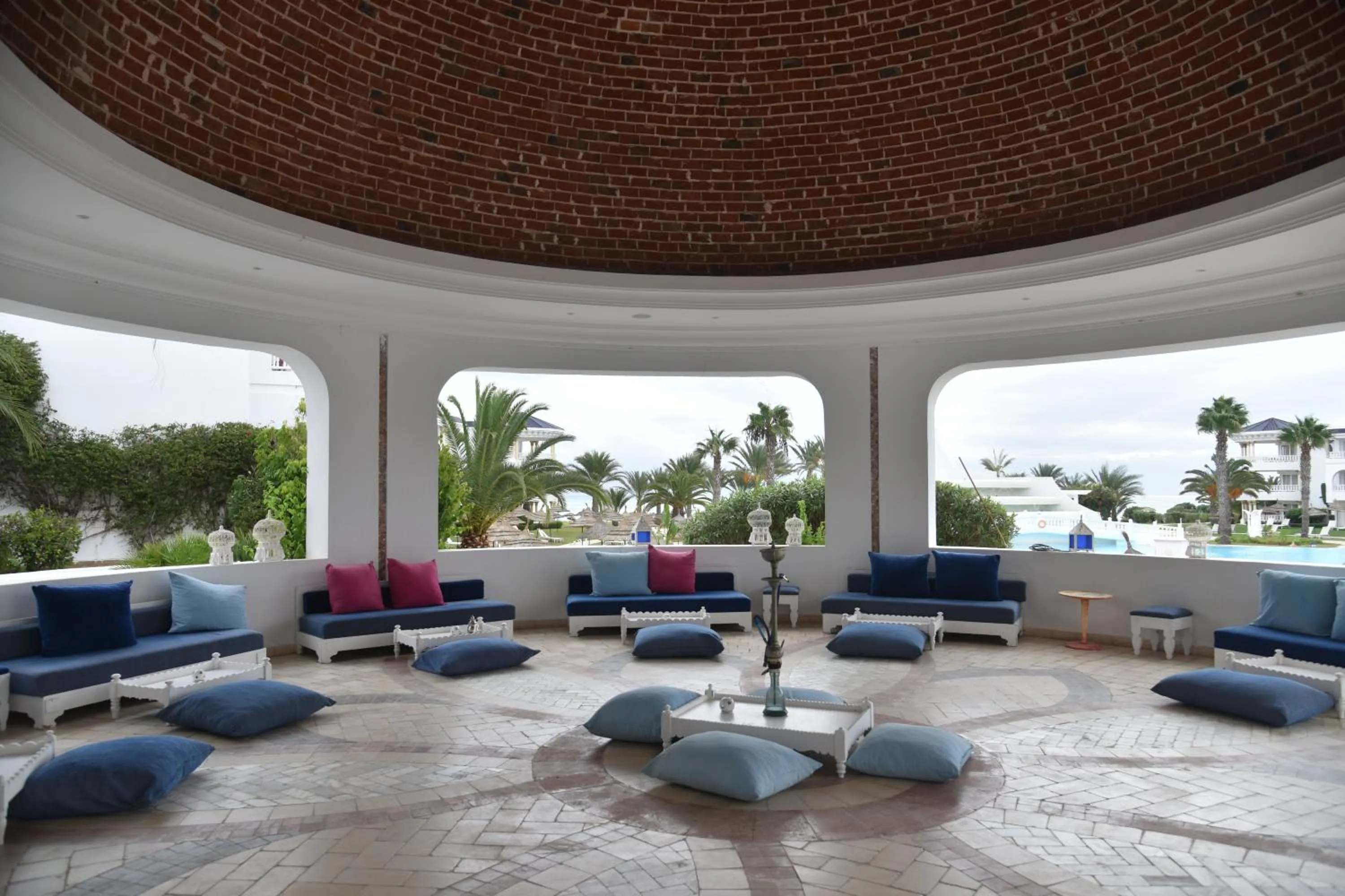 Royal Tulip Taj Sultan