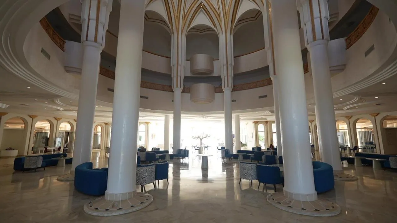 Royal Tulip Taj Sultan