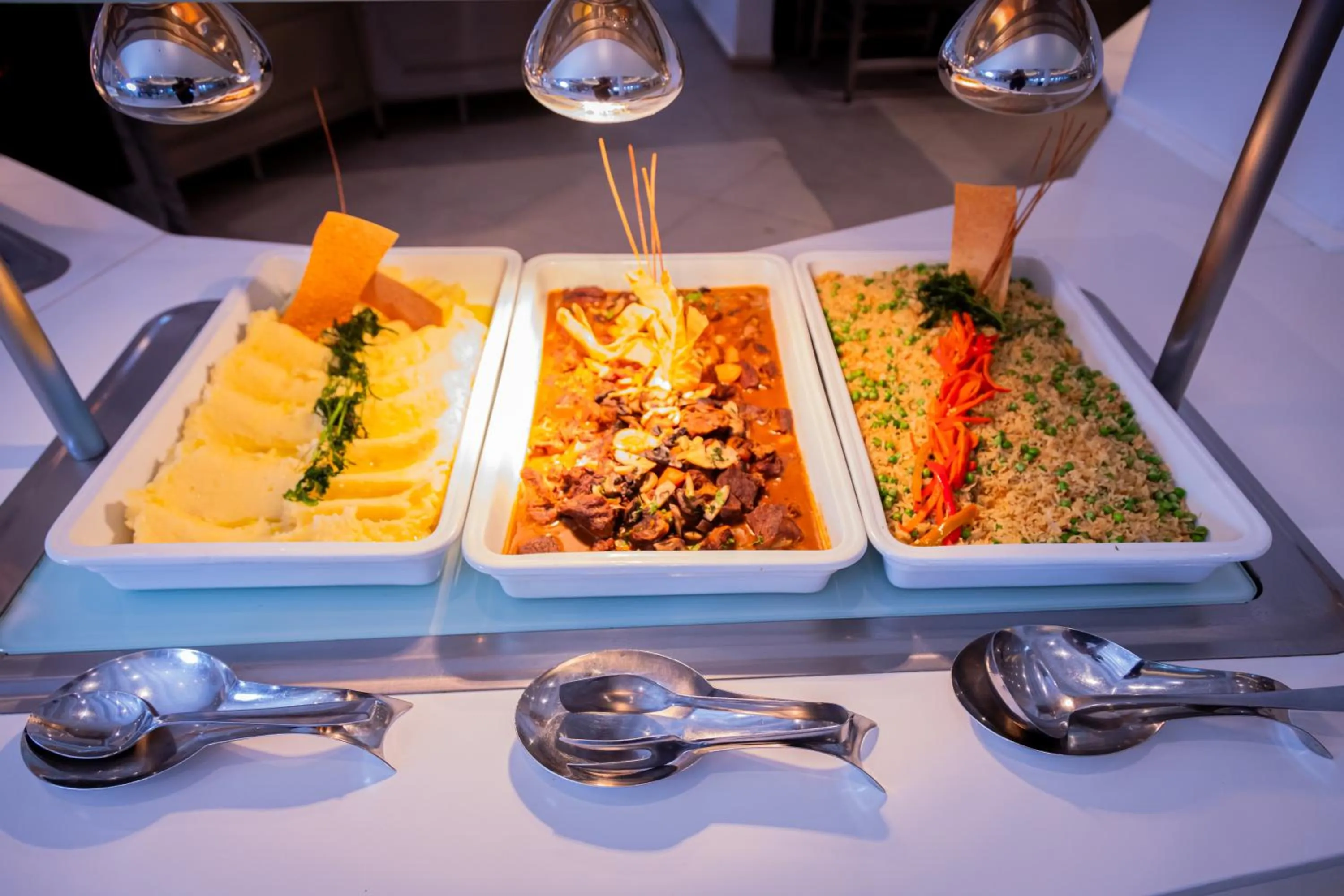 Royal Tulip Taj Sultan