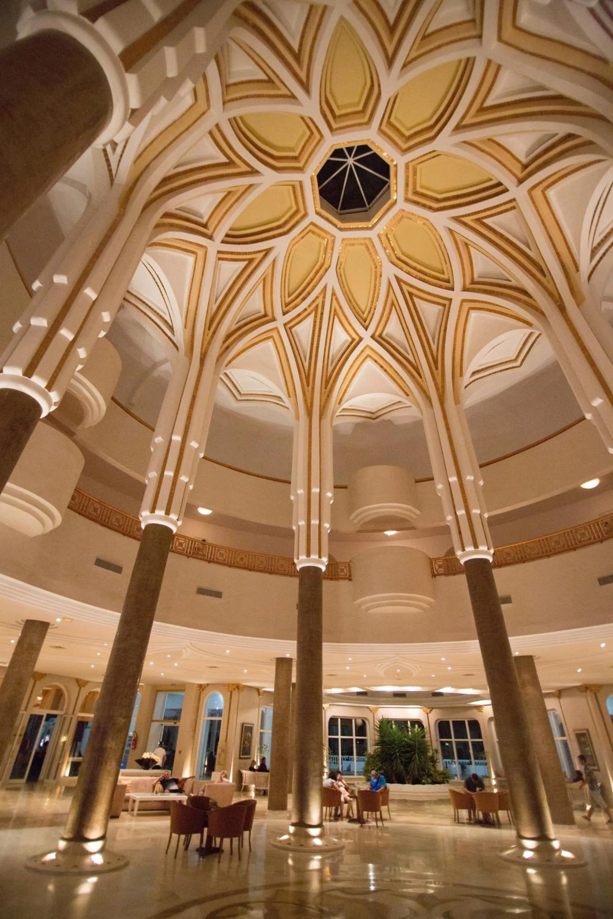Lobby or reception in Royal Tulip Taj Sultan