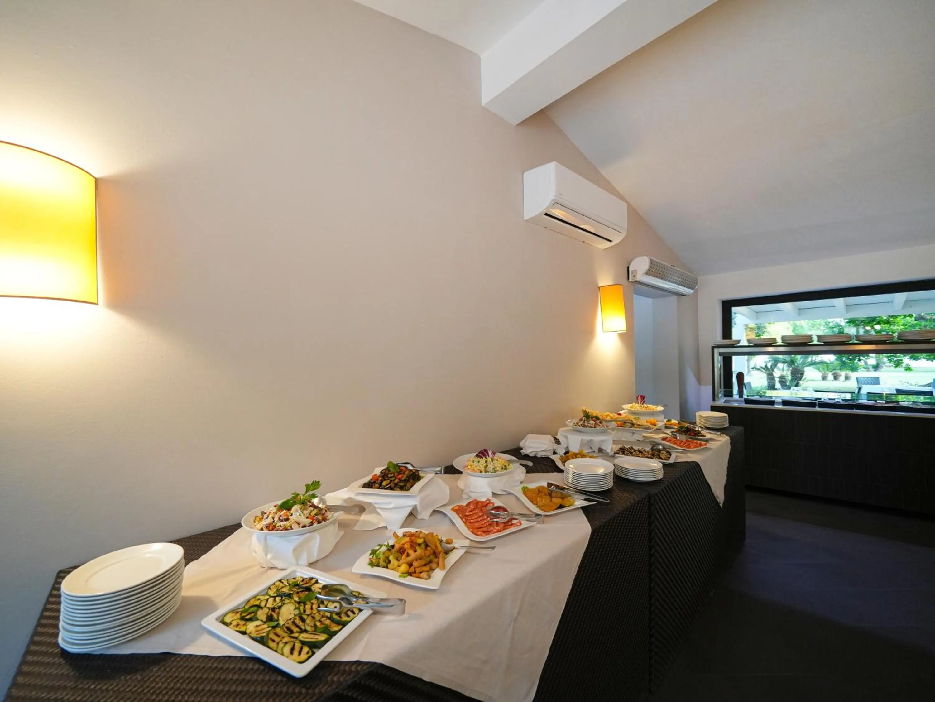 Food and drinks in Le Dune Resort