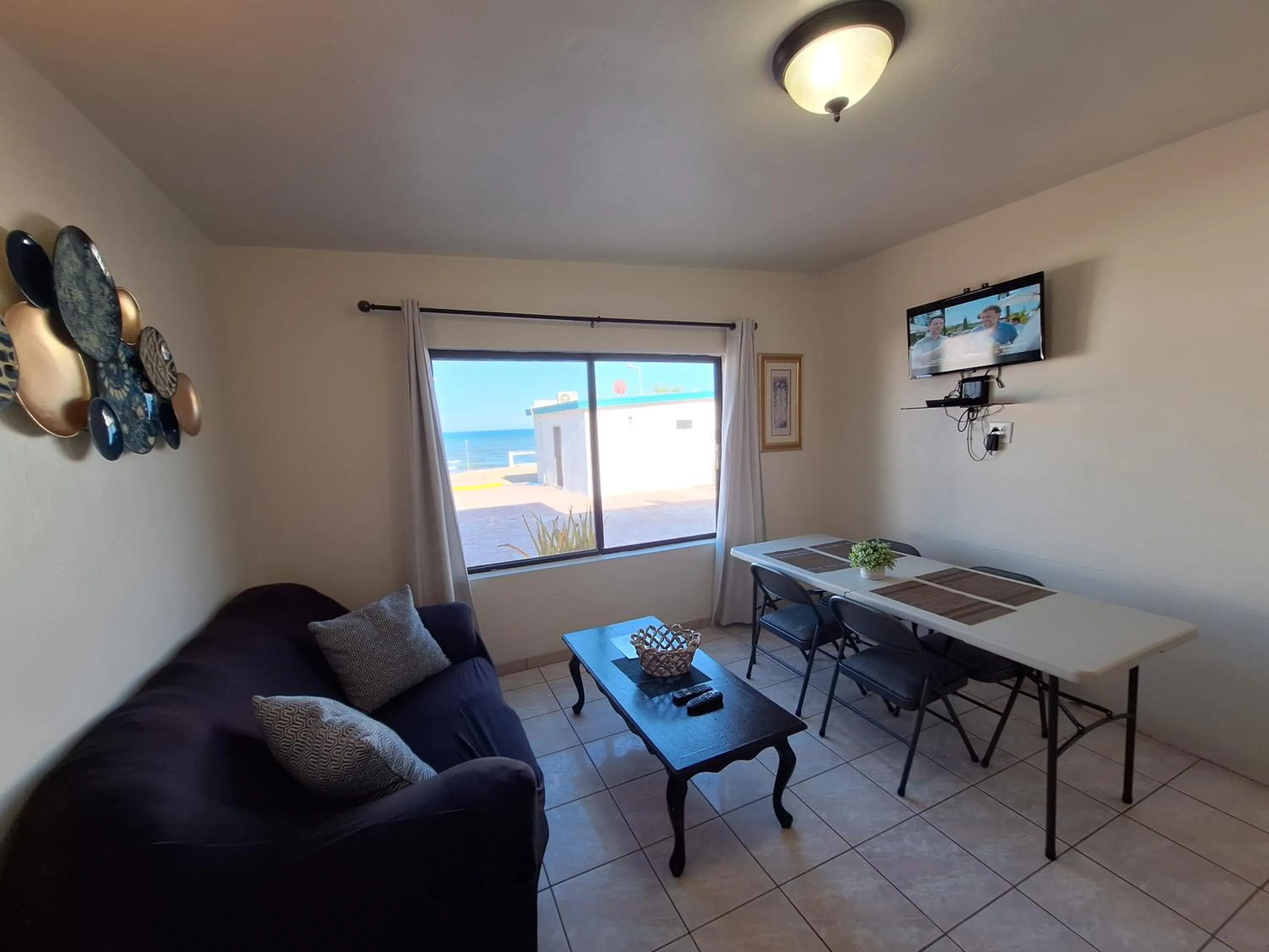 #55 Suite Bungalow Seaside Hotel & Victors RV Park