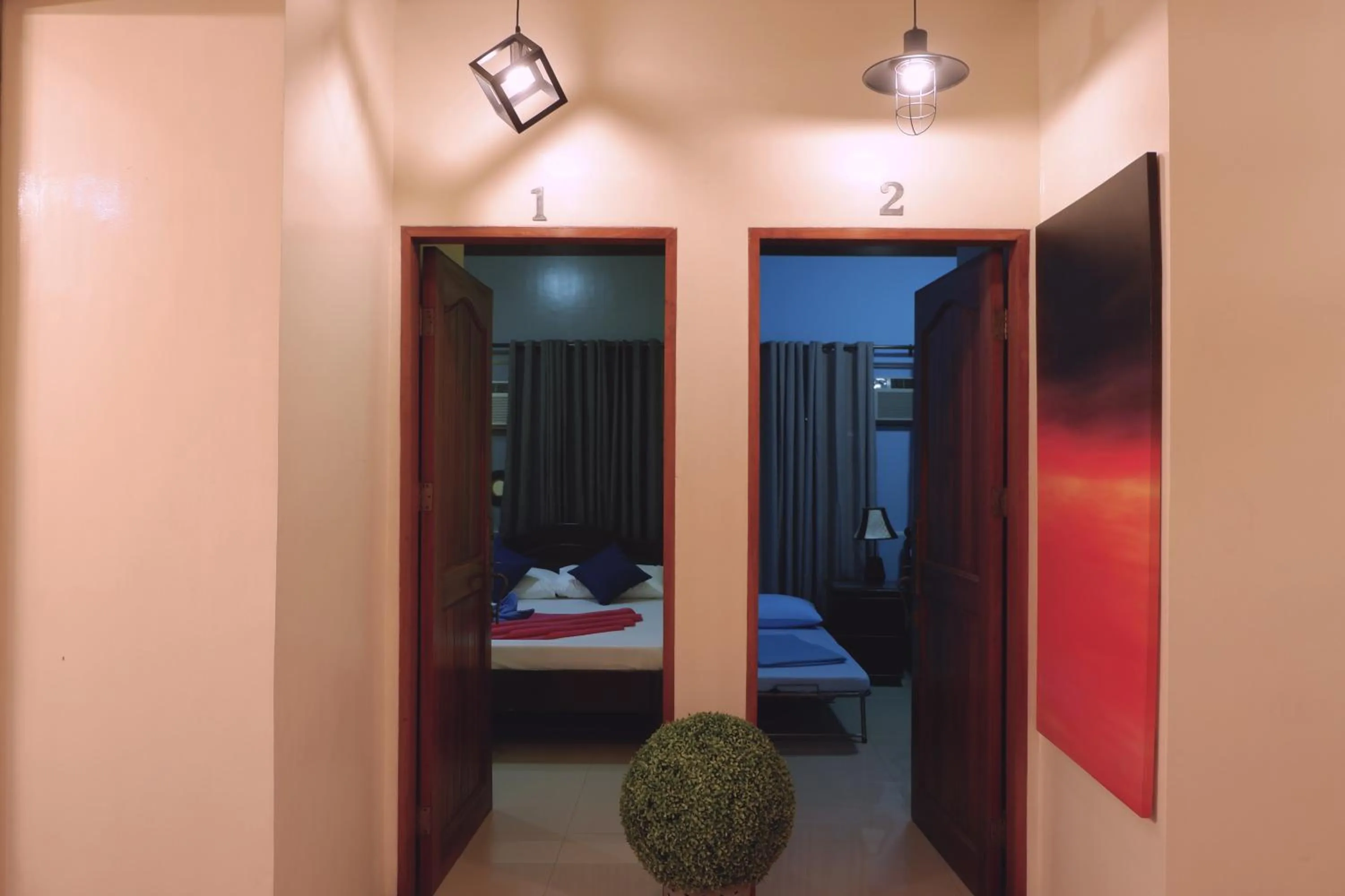 Bedroom, Bed in The Runway Inn - Mactan Cebu