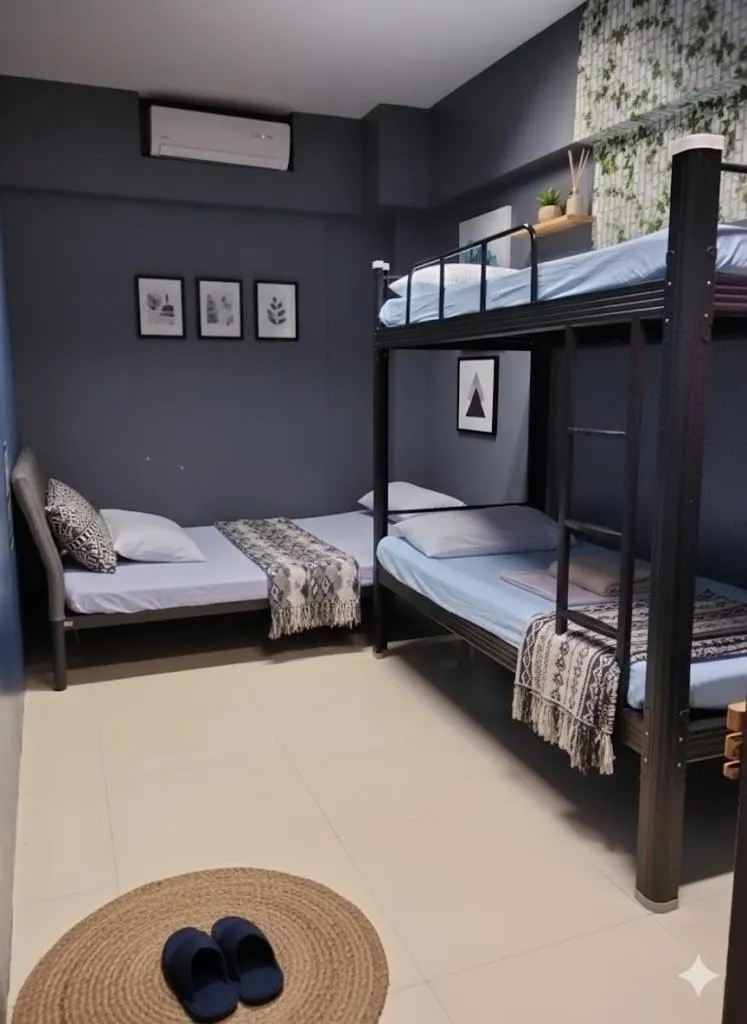 Bed in The Runway Inn - Mactan Cebu