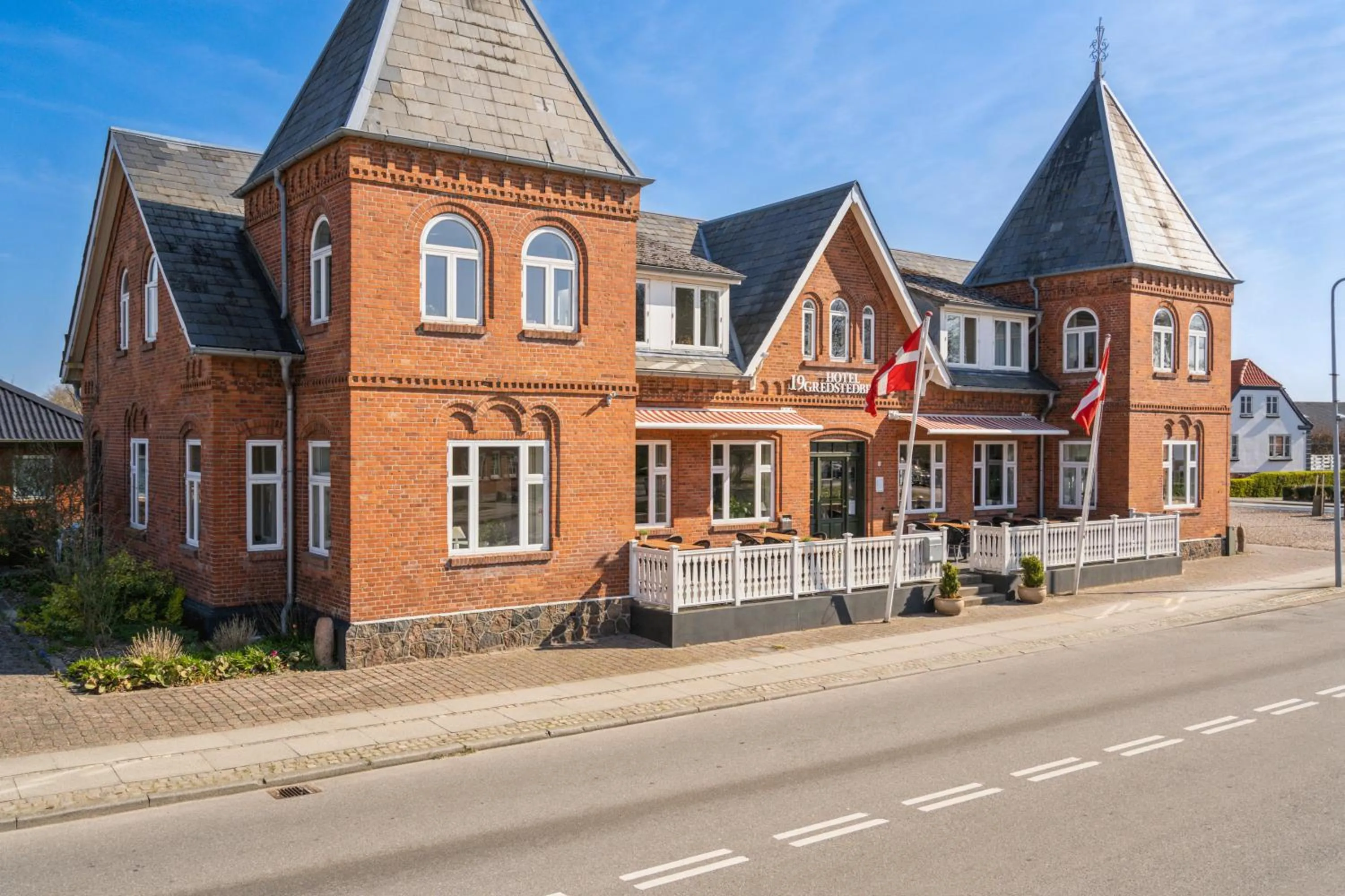 Property building in Gredstedbro Hotel