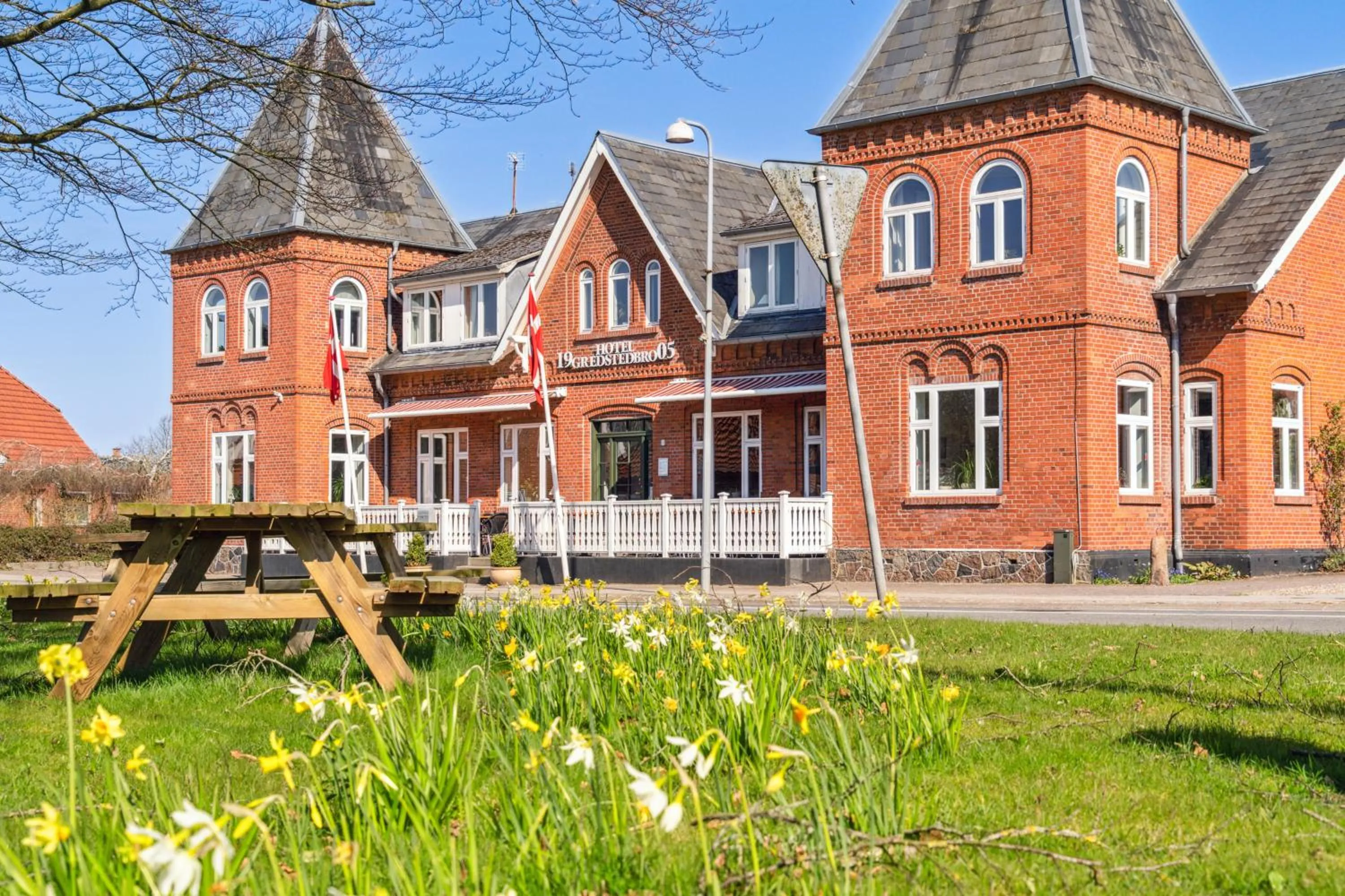 Property building in Gredstedbro Hotel
