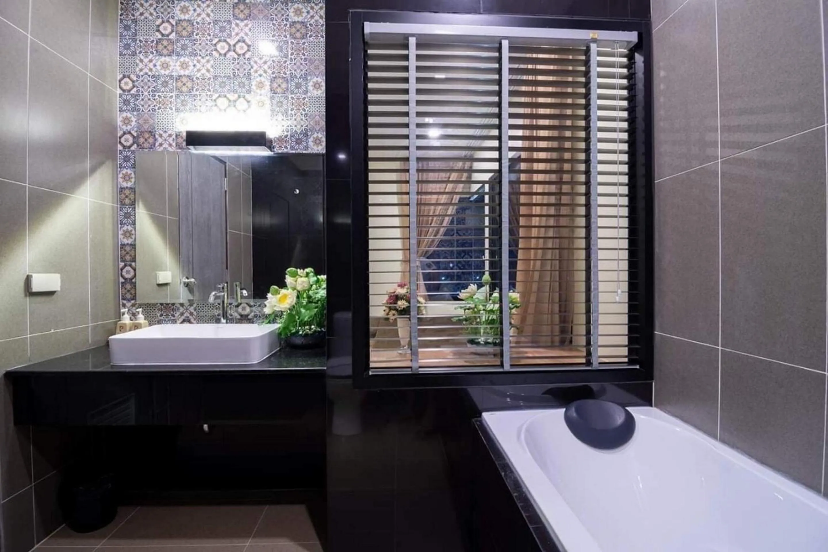 Bedroom in Pura Nakhon Hotel