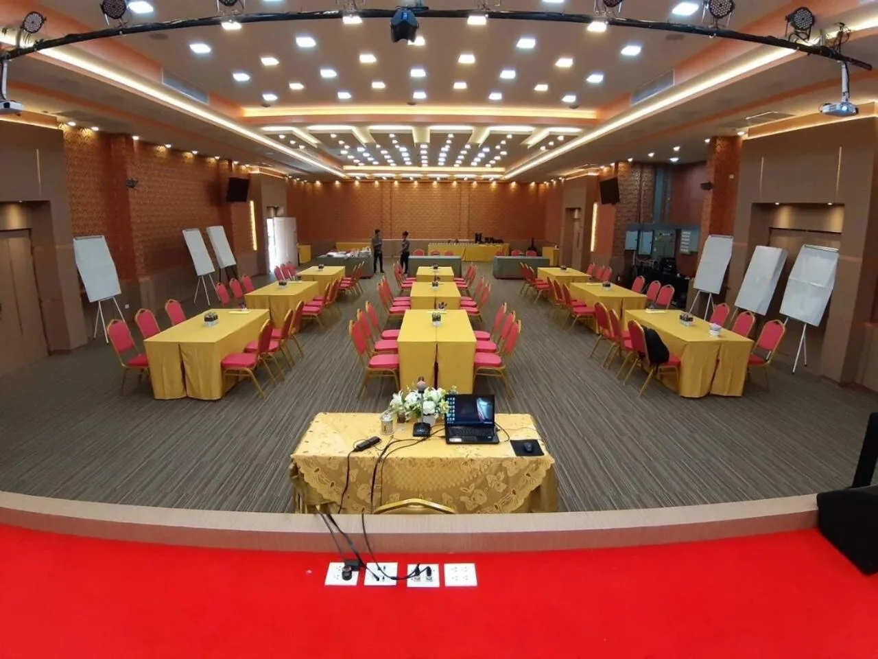 Banquet/Function facilities in Pura Nakhon Hotel