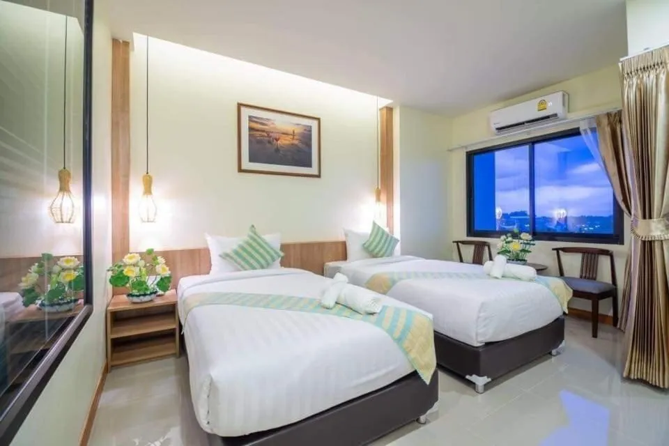 Bedroom, Bed in Pura Nakhon Hotel