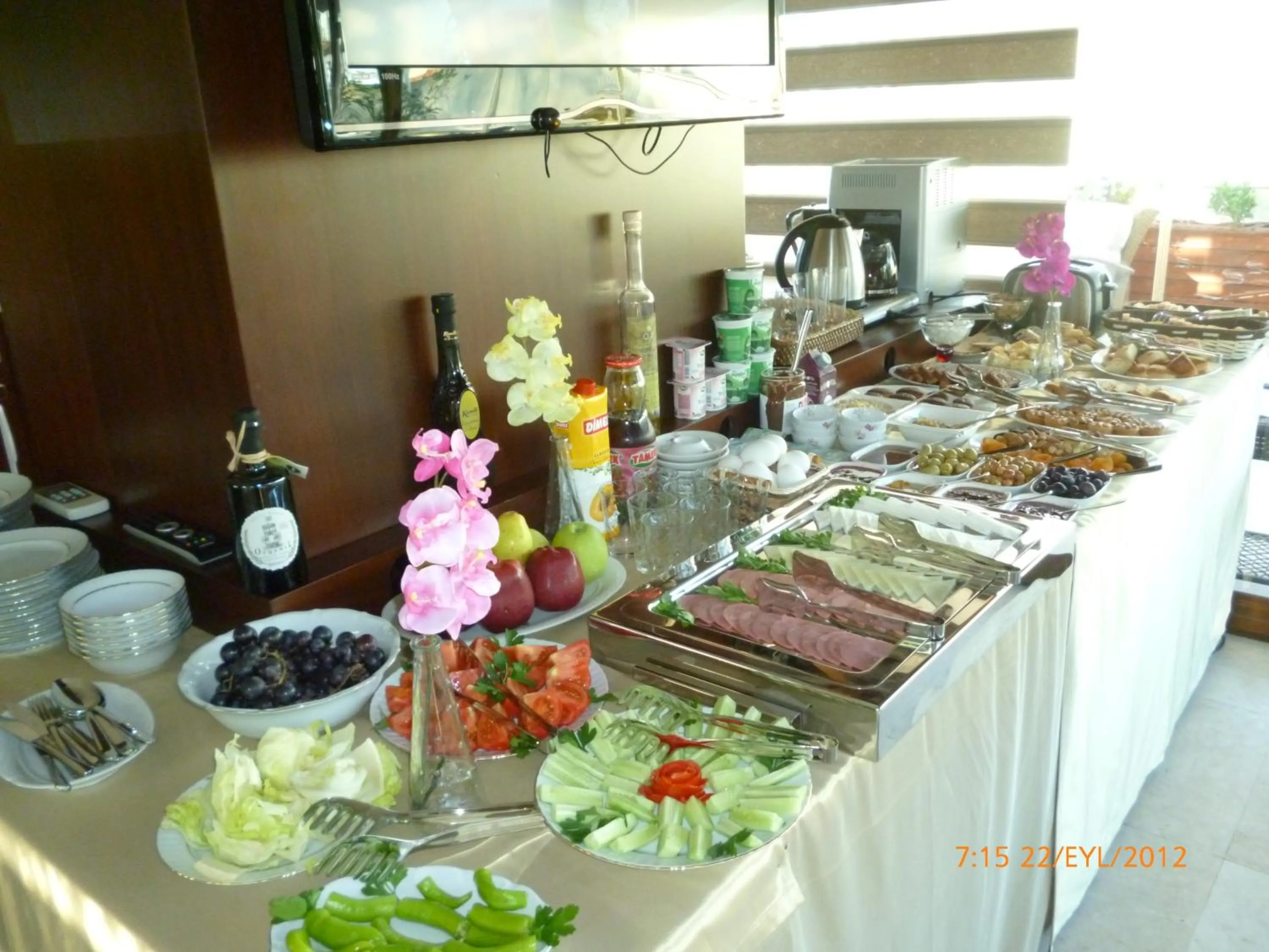 Restaurant/places to eat in Dilhayat Kalfa Hotel