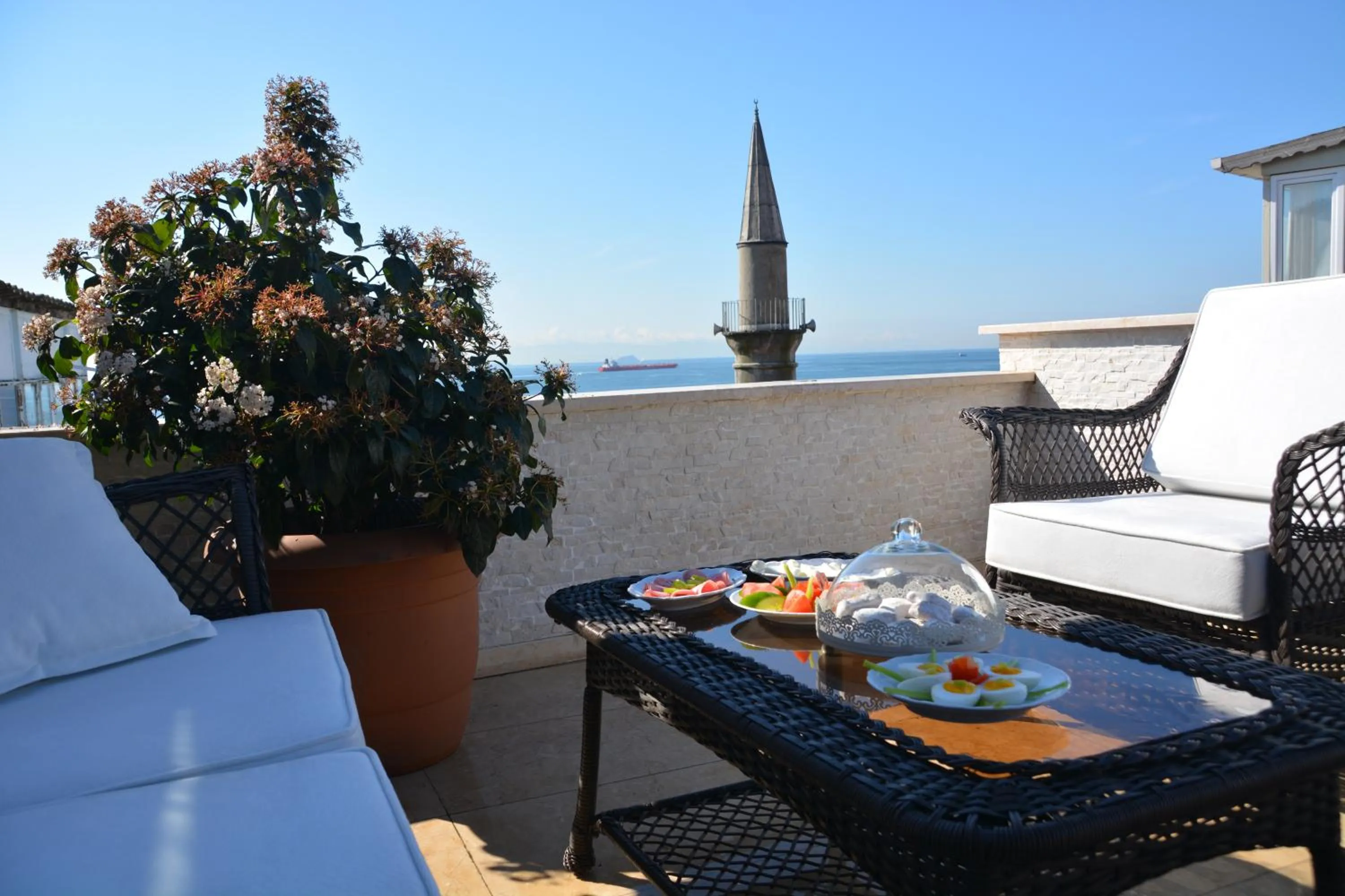 Breakfast in Dilhayat Kalfa Hotel