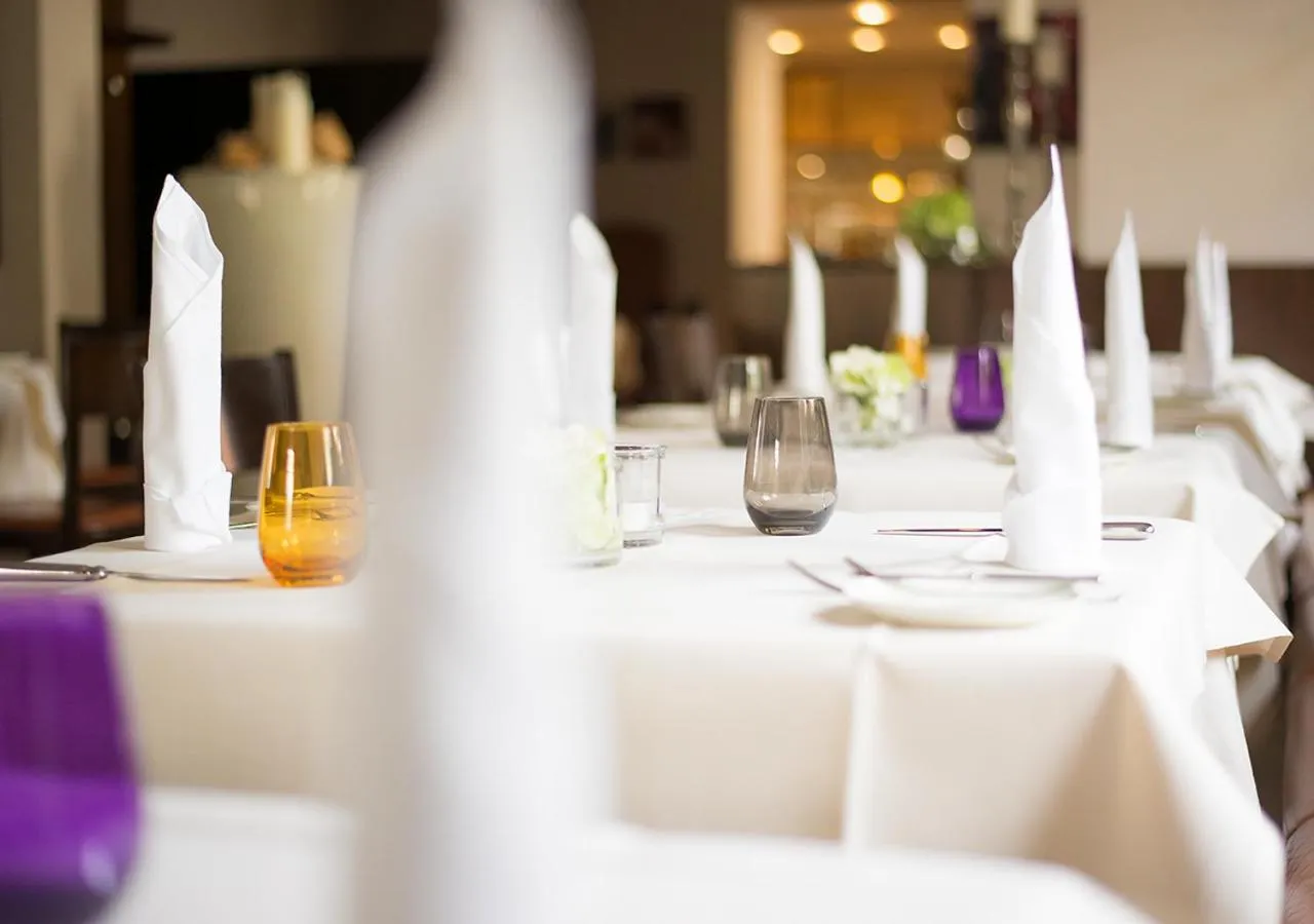 Restaurant/places to eat in Der Grüne Baum