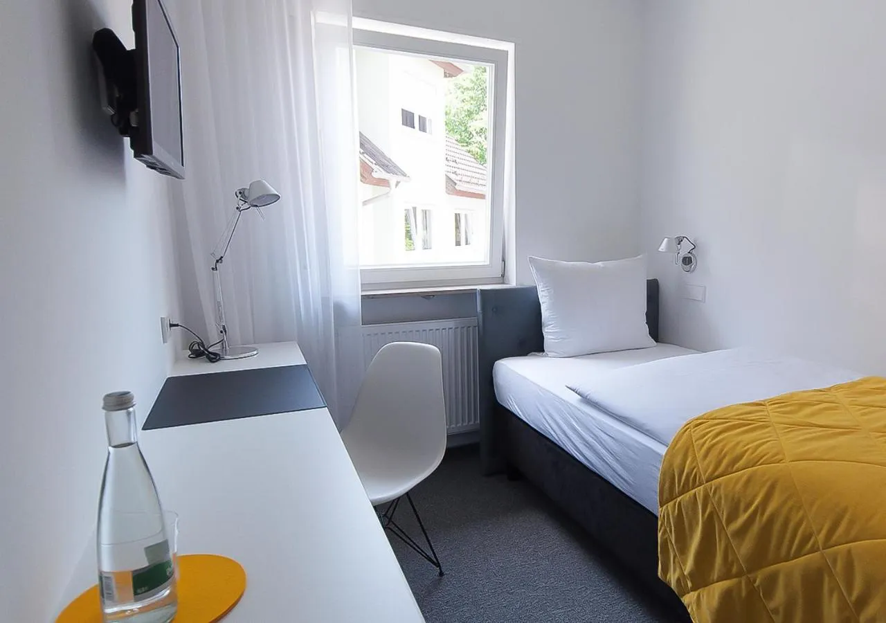 Photo of the whole room, Bed in Der Grüne Baum