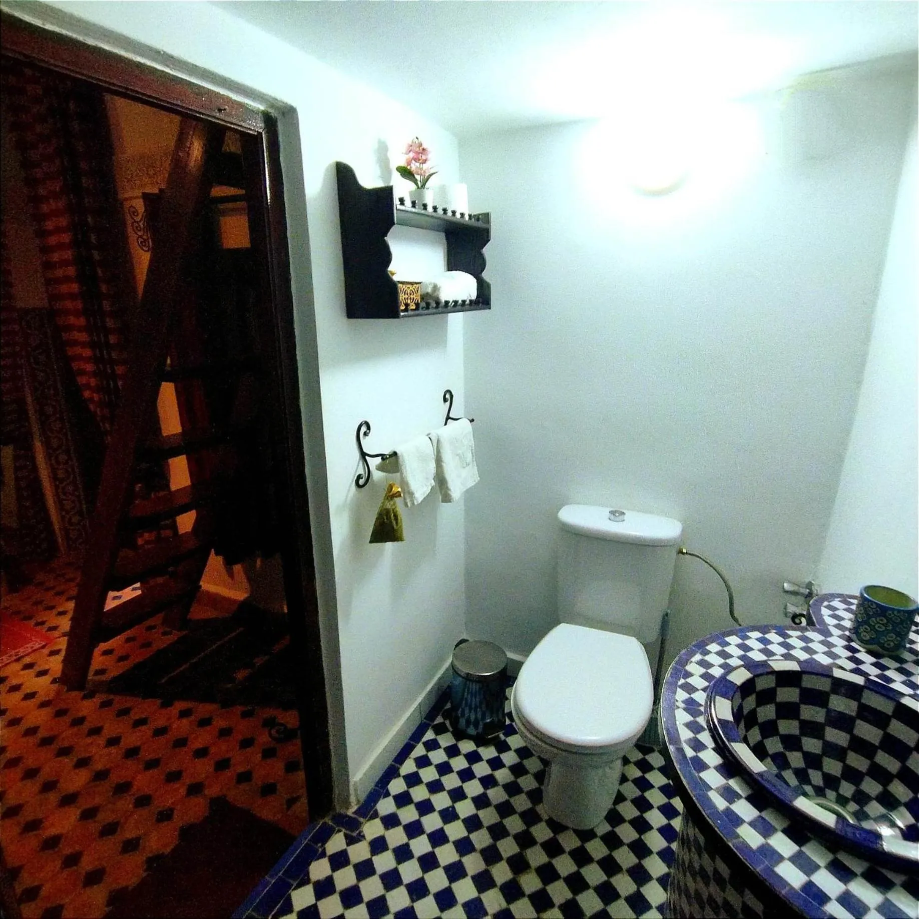 Toilet in Dar Lantana