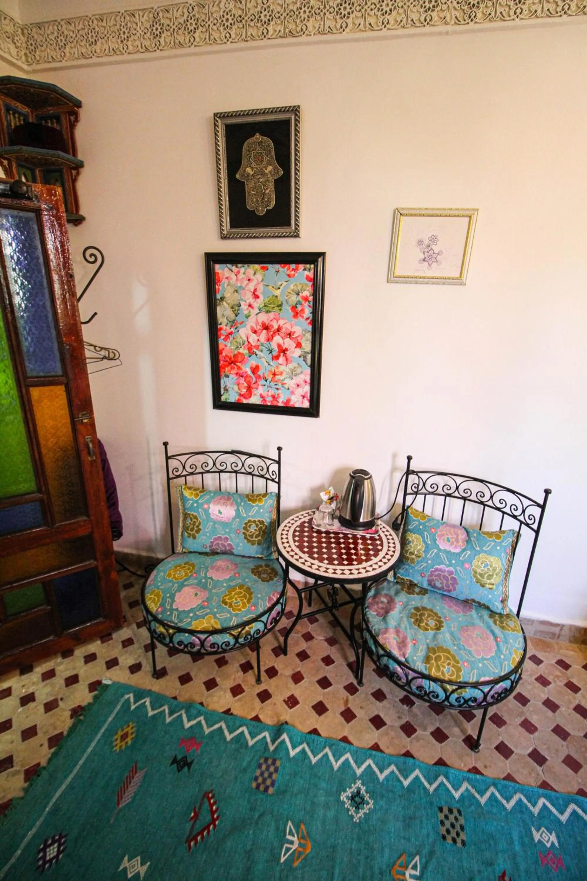 Coffee/tea facilities, Bed in Dar Lantana