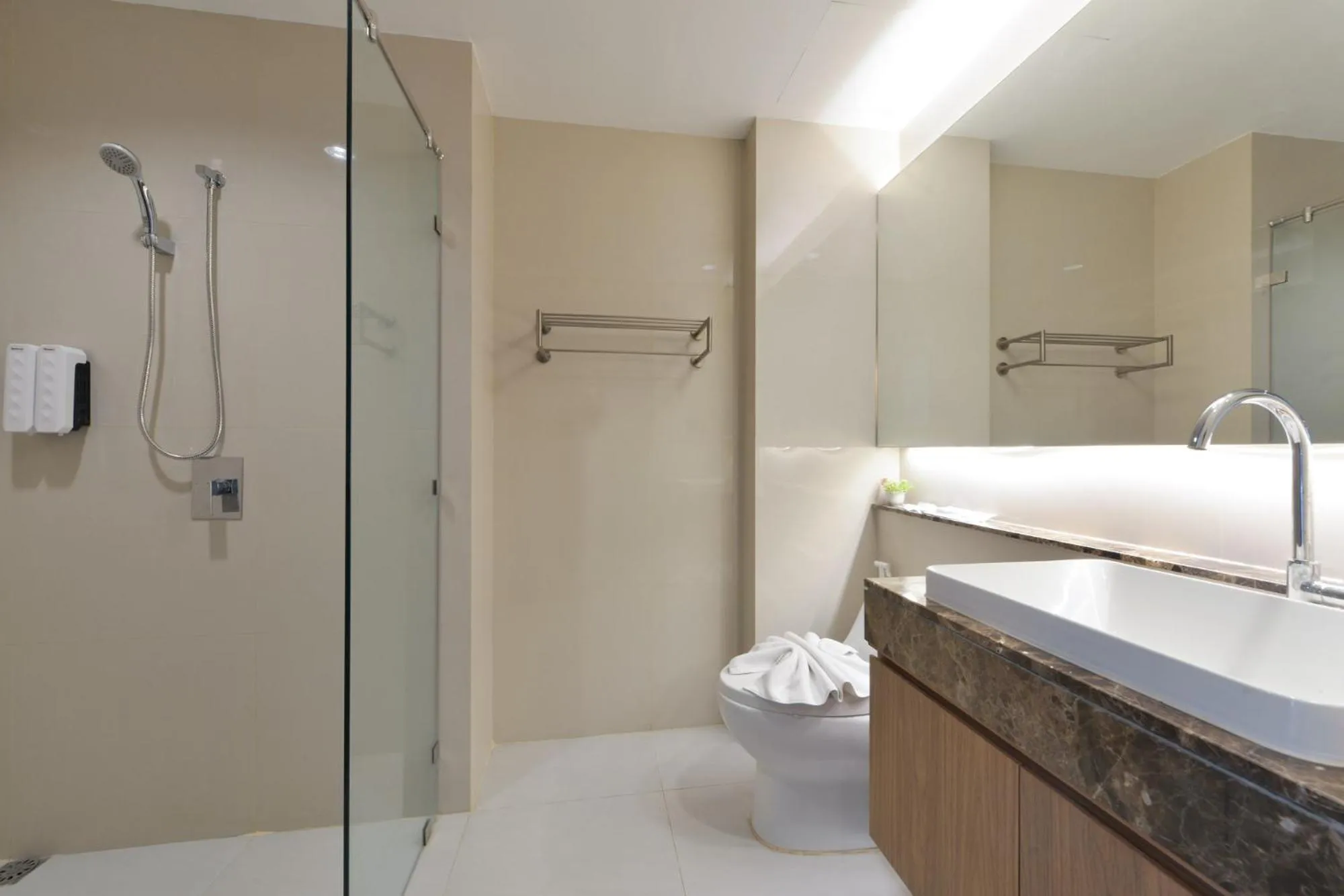 VST Residence -SHA PLUS Certified