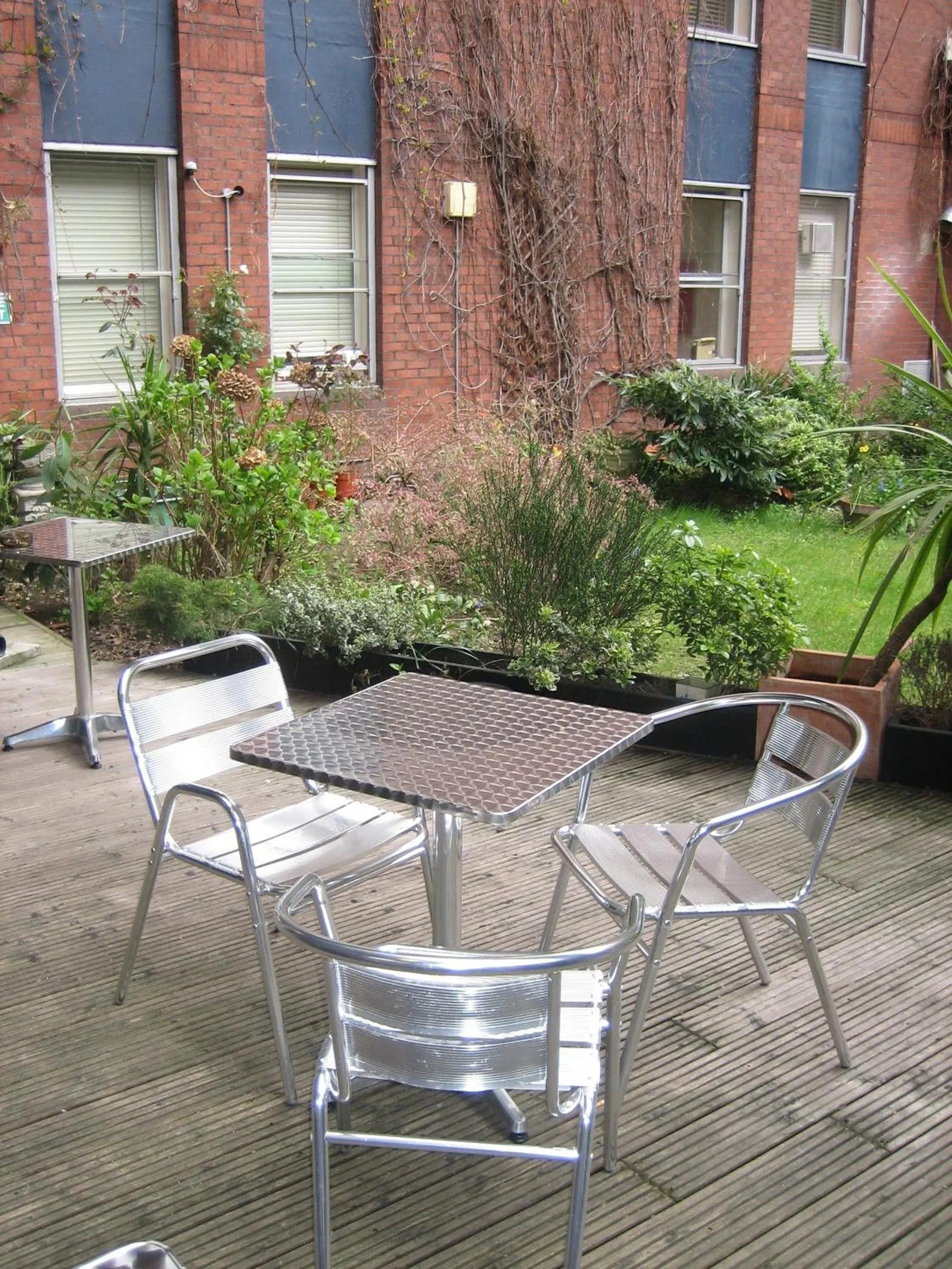 Garden in LSE Rosebery Hall