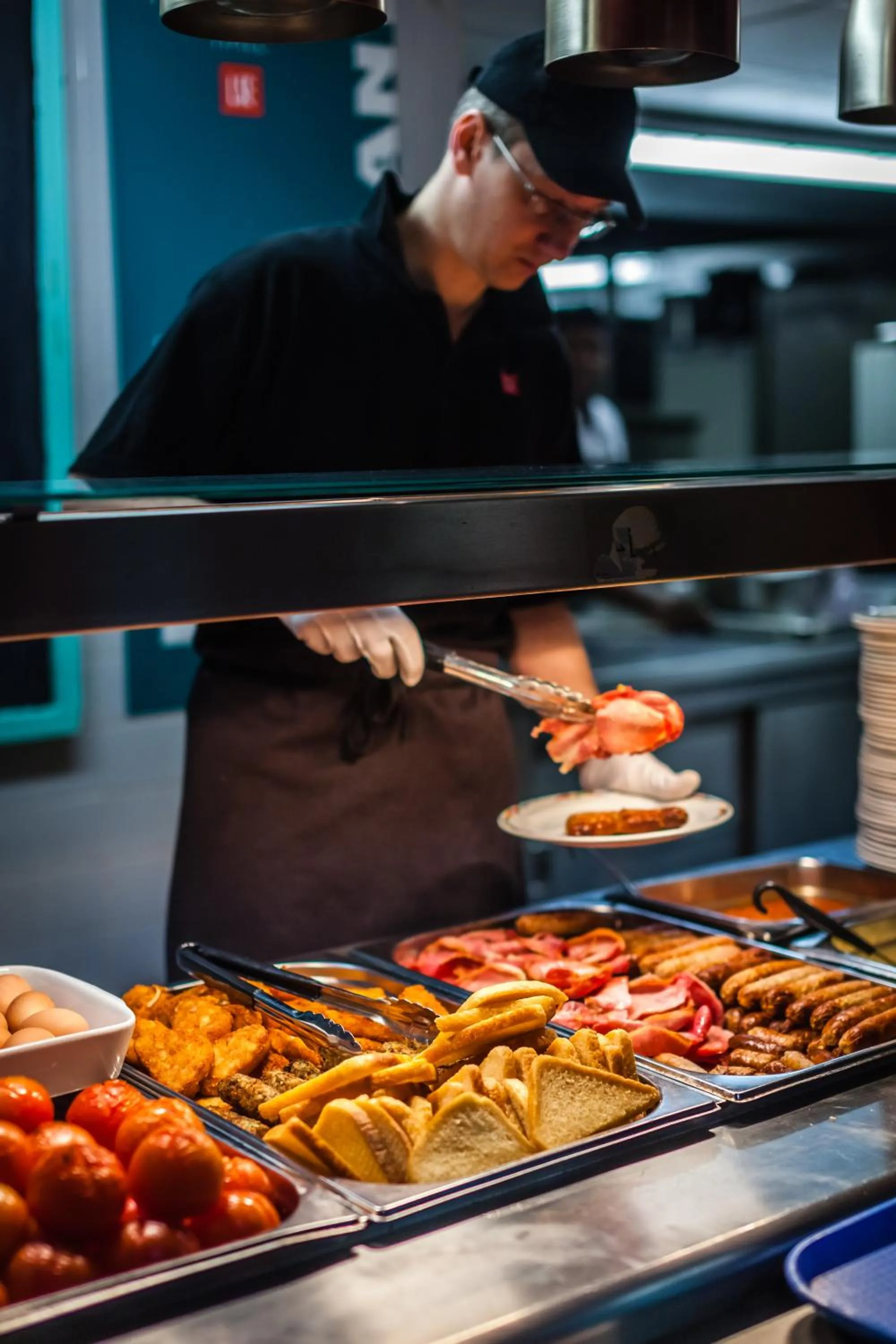 Restaurant/places to eat in LSE Rosebery Hall