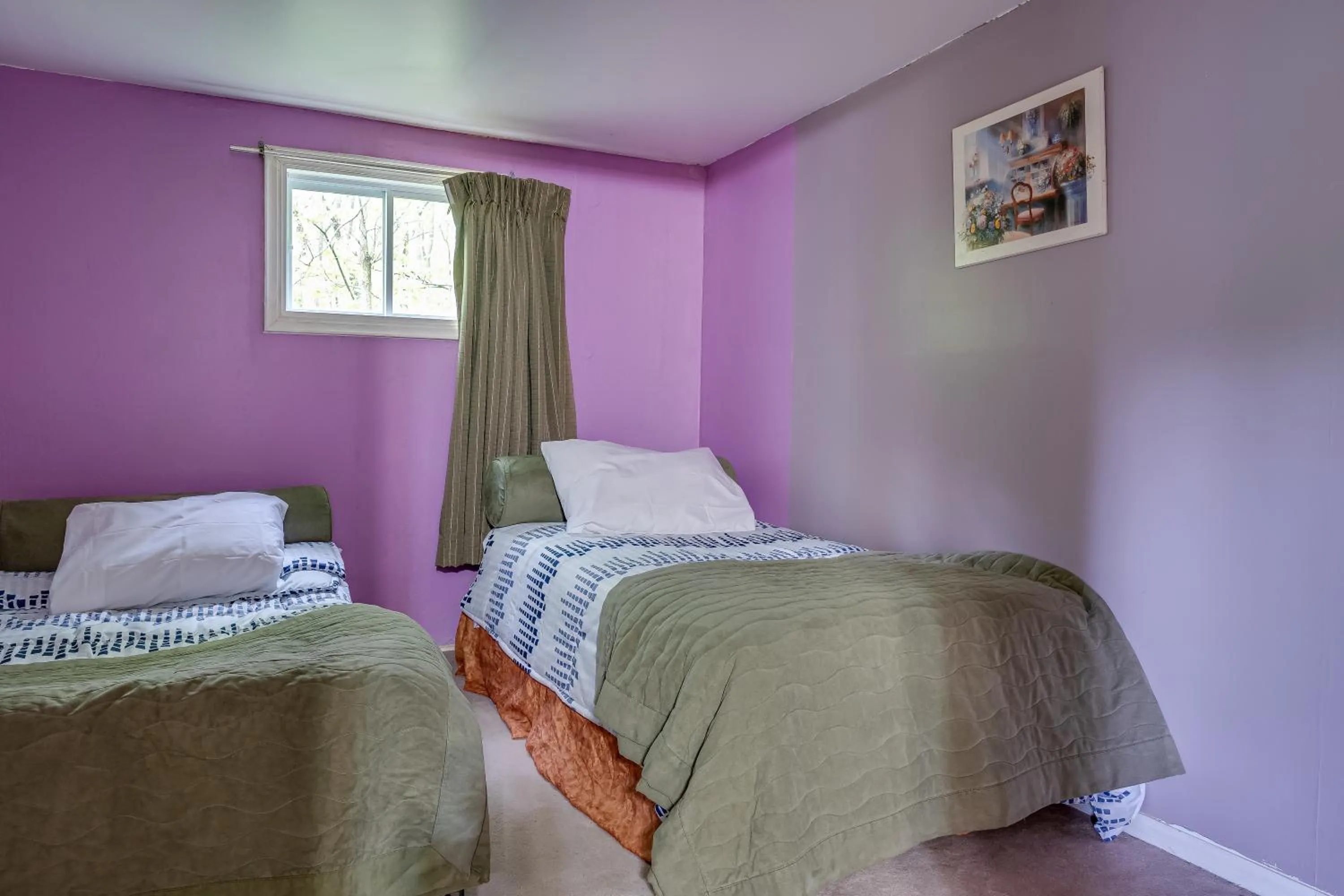 Bedroom, Bed in Long Sault Motel