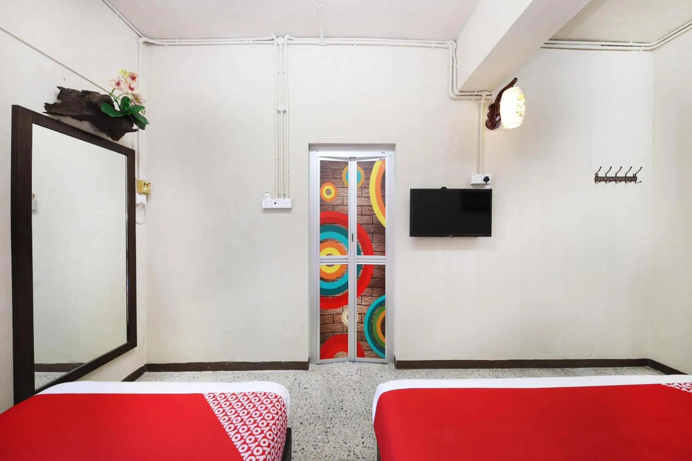 Bedroom, Bed in OYO 507 Aikka Hotel