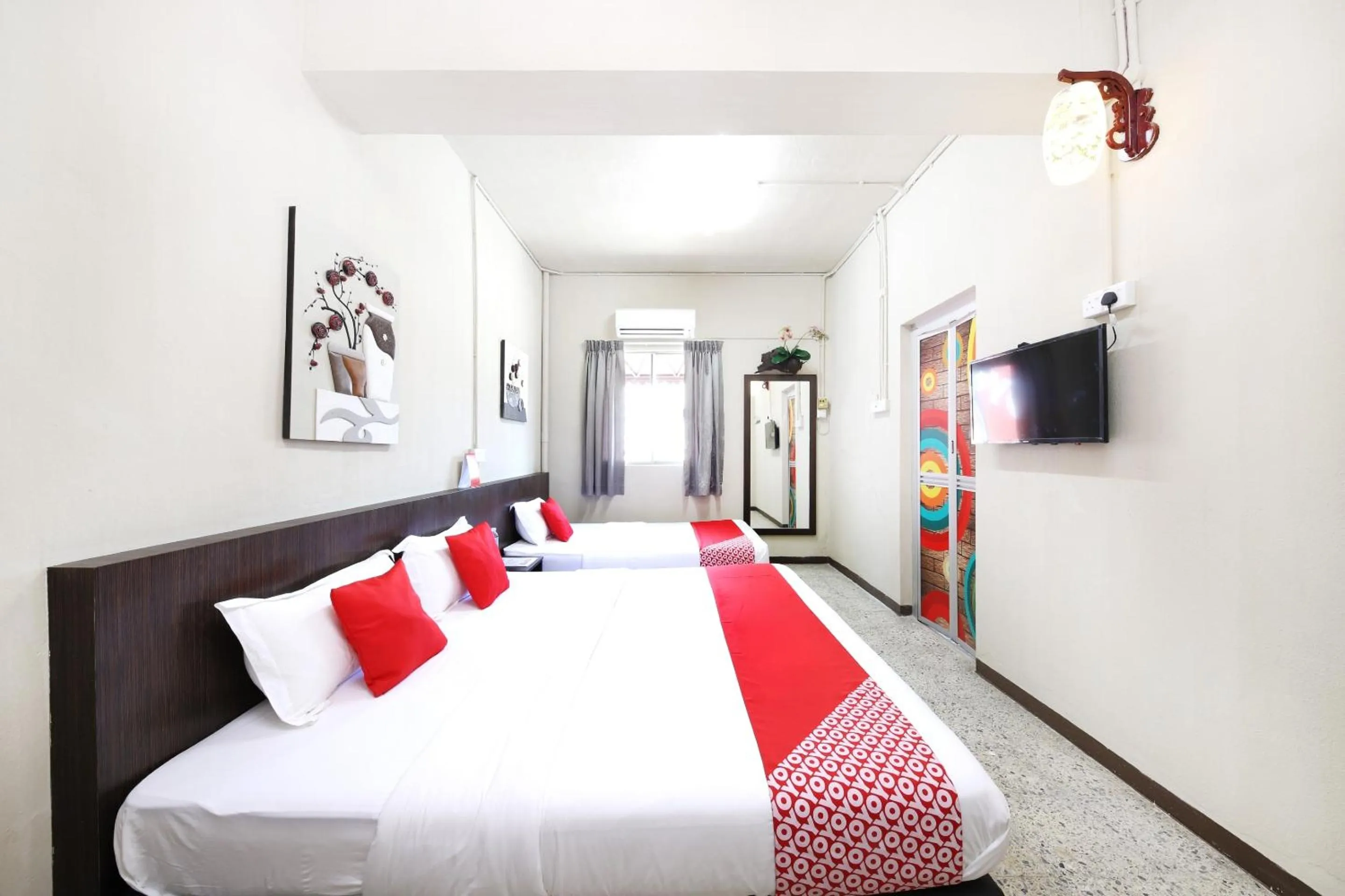 Bedroom, Bed in OYO 507 Aikka Hotel