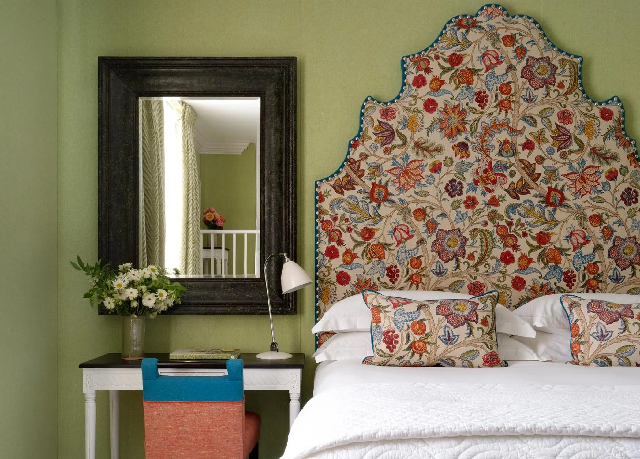 Bedroom, Bed in Dorset Square Hotel, Firmdale Hotels