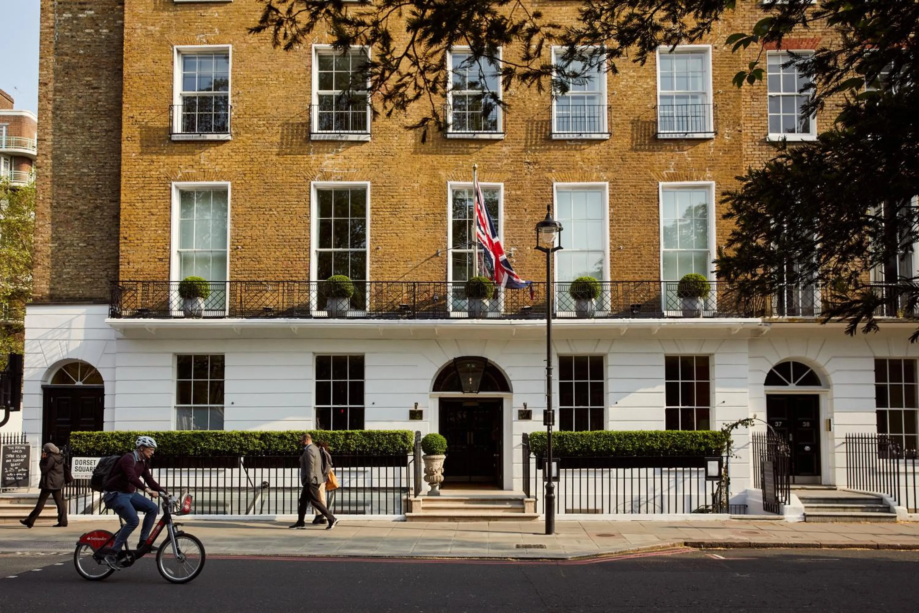 Street view in Dorset Square Hotel, Firmdale Hotels