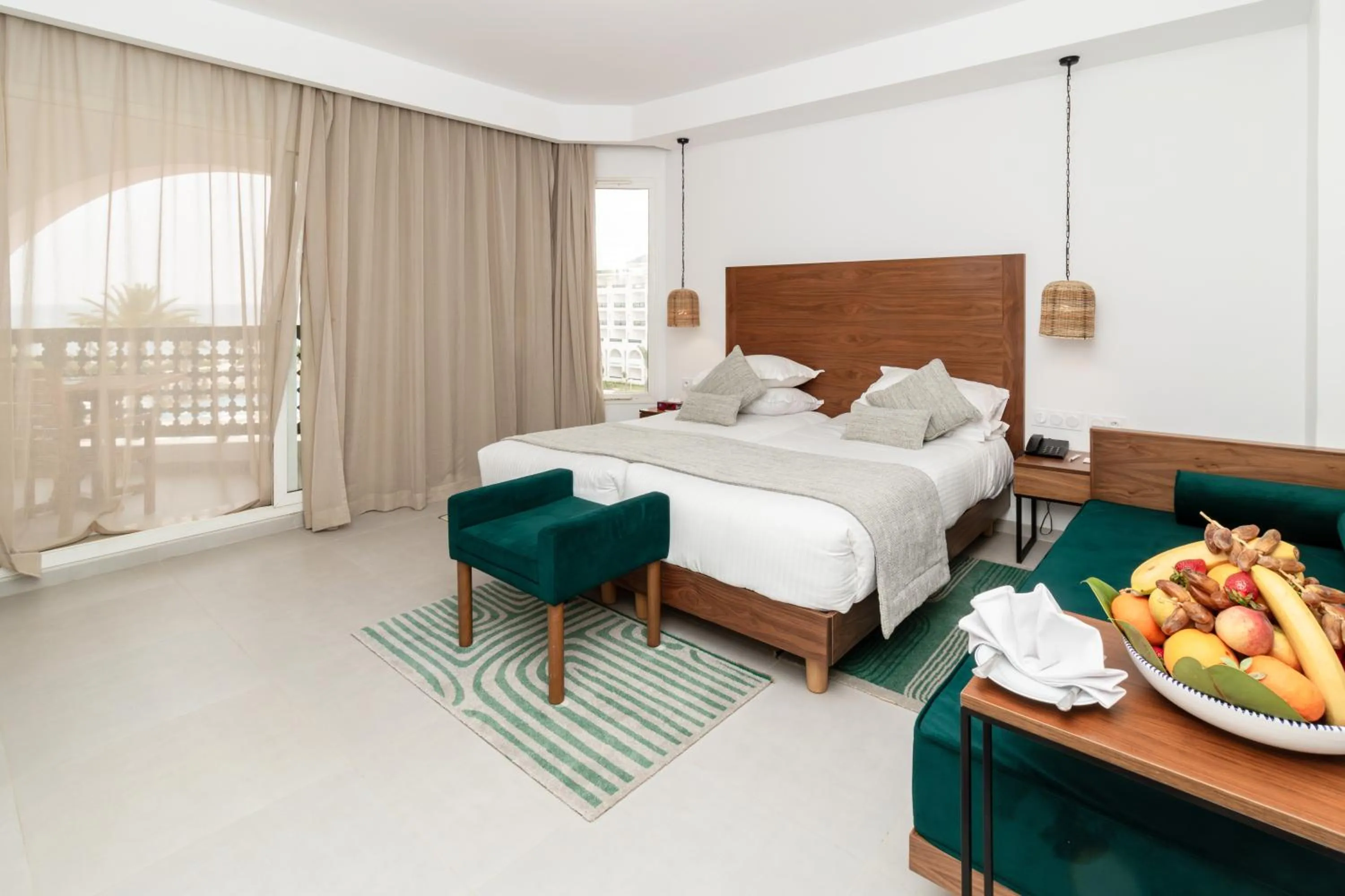 Bedroom, Bed in El Mouradi Palm Marina - Couple et Famille uniquement