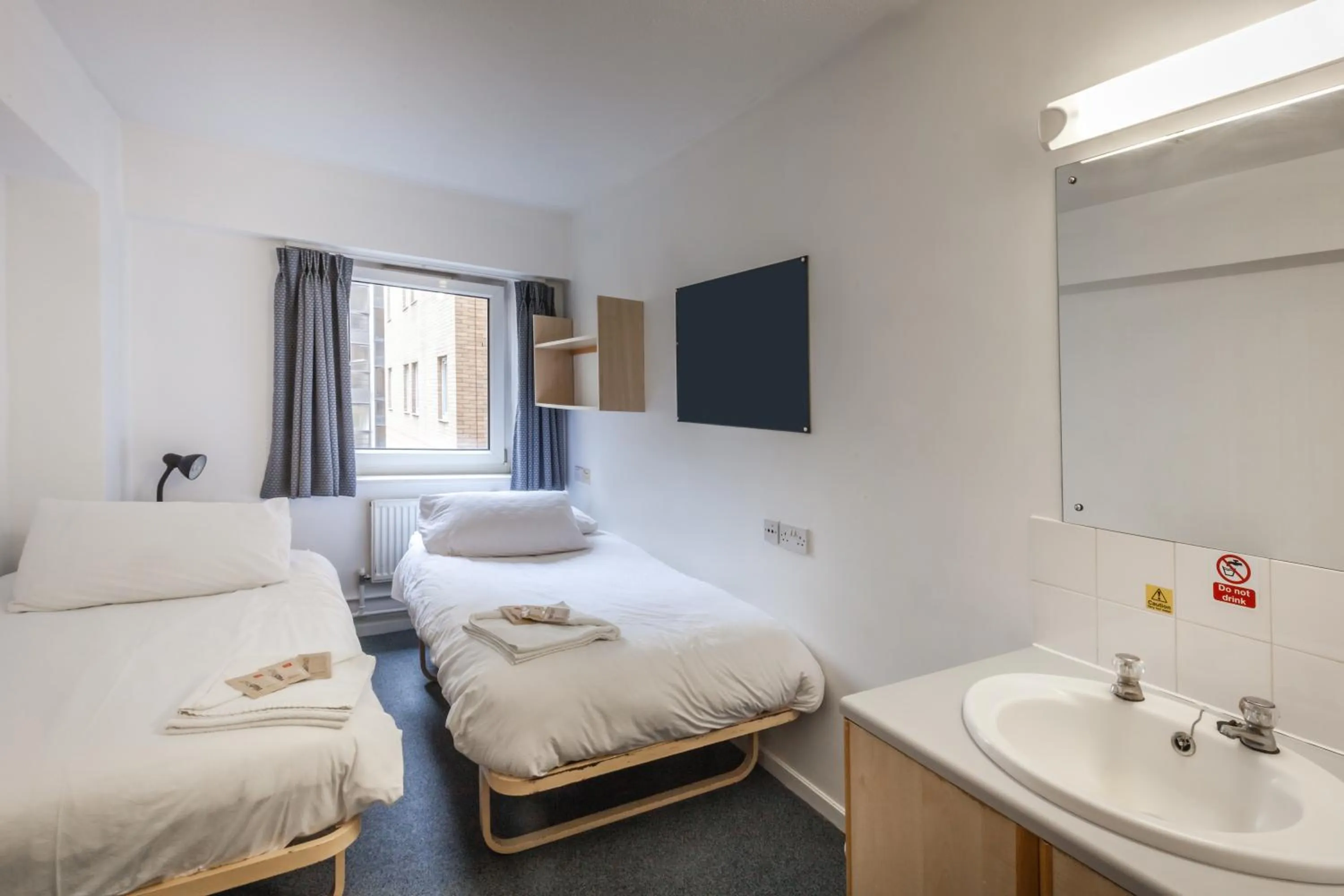 Bed in LSE High Holborn