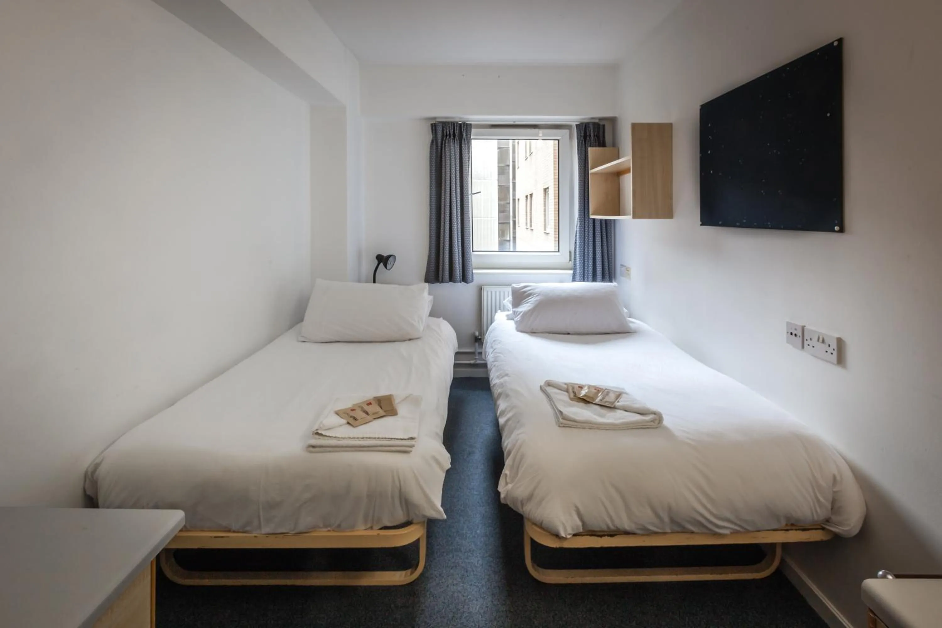 Bed in LSE High Holborn