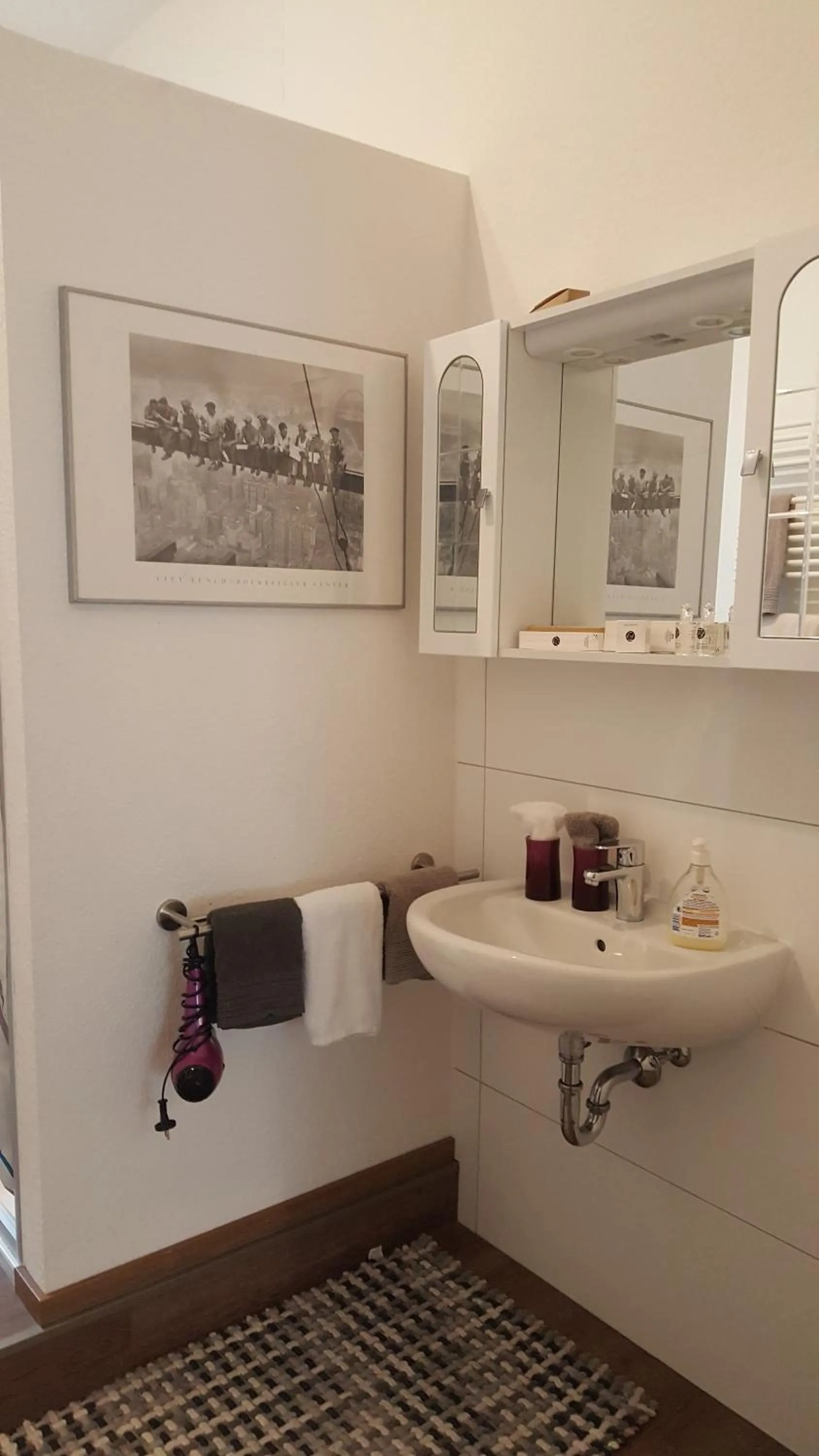 Bathroom in Oberkasseler Hof Bonn