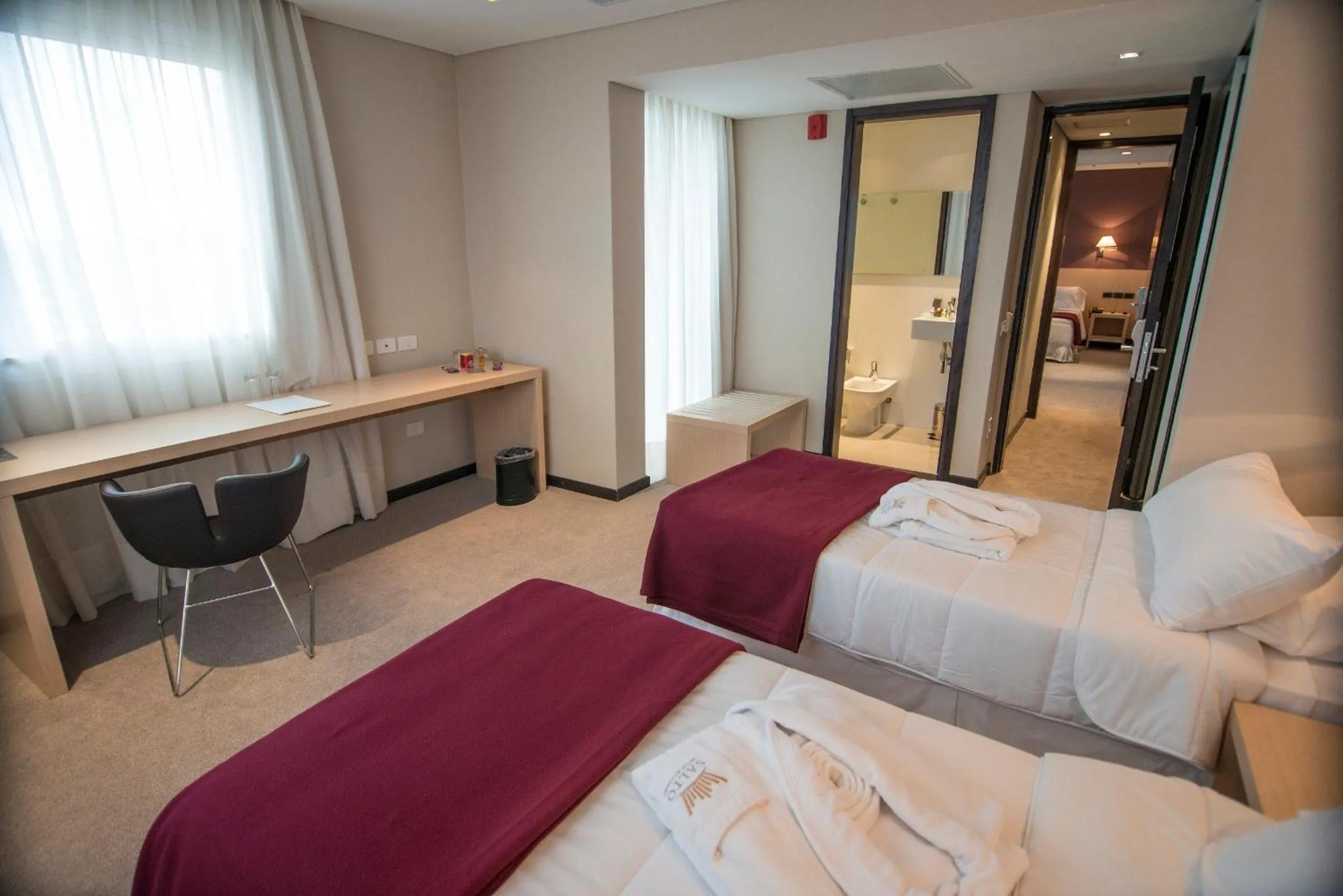 Bedroom, Bed in Salto Hotel y Casino