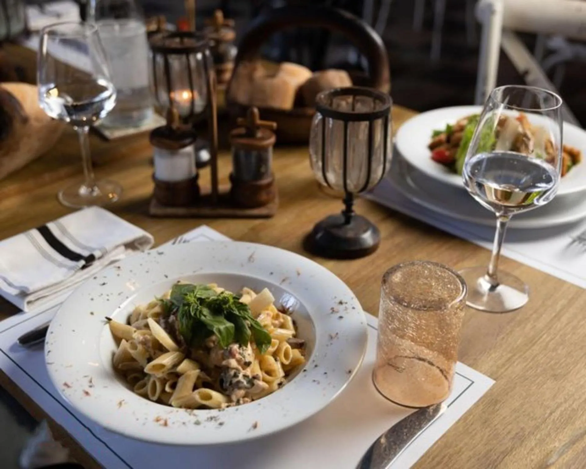 Food and drinks in Ramada Plaza by Wyndham Tunis