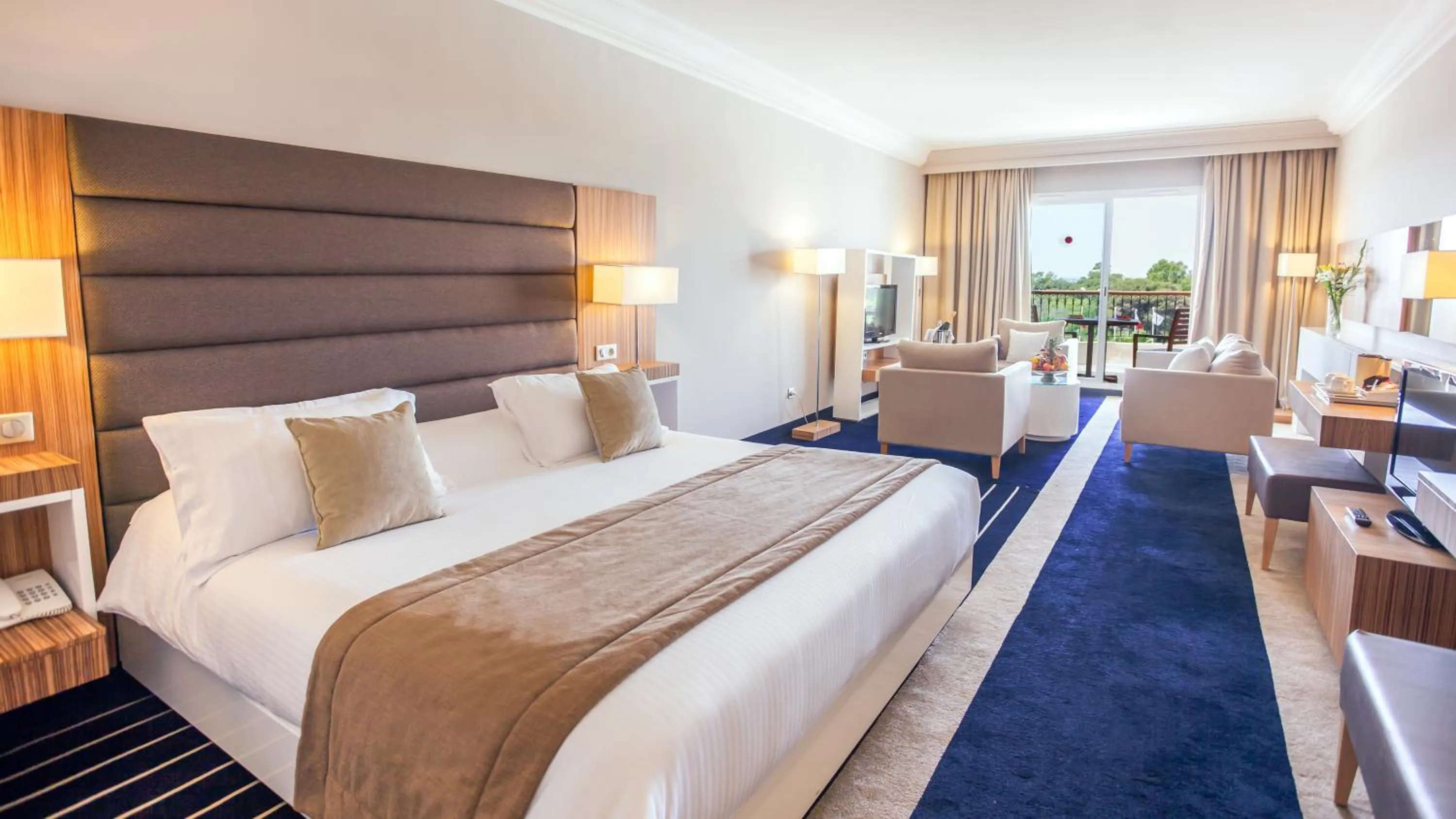 Bed in El Mouradi Gammarth