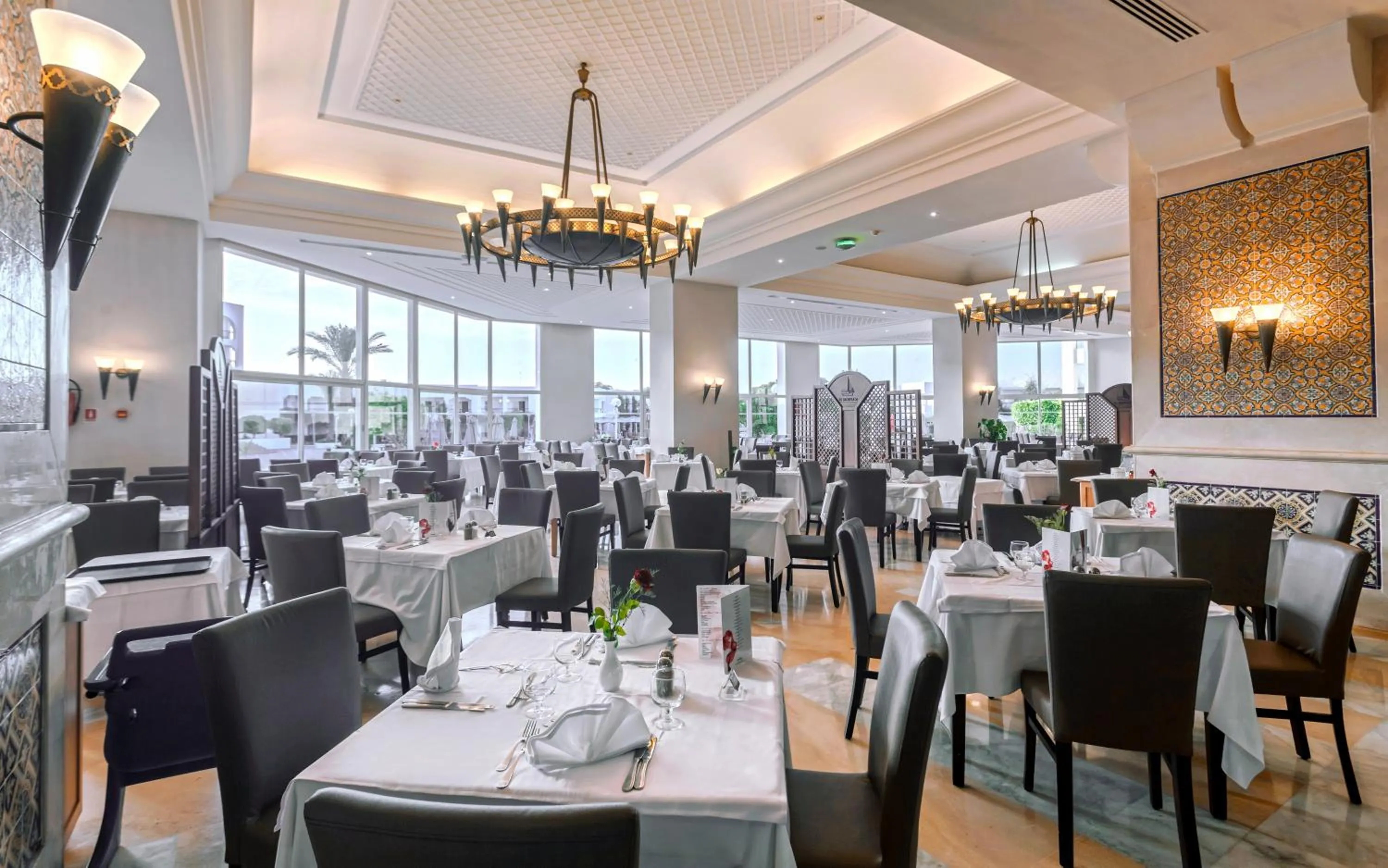 Restaurant/places to eat in El Mouradi Gammarth